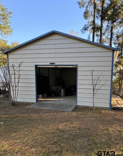 A home in Mt Enterprise