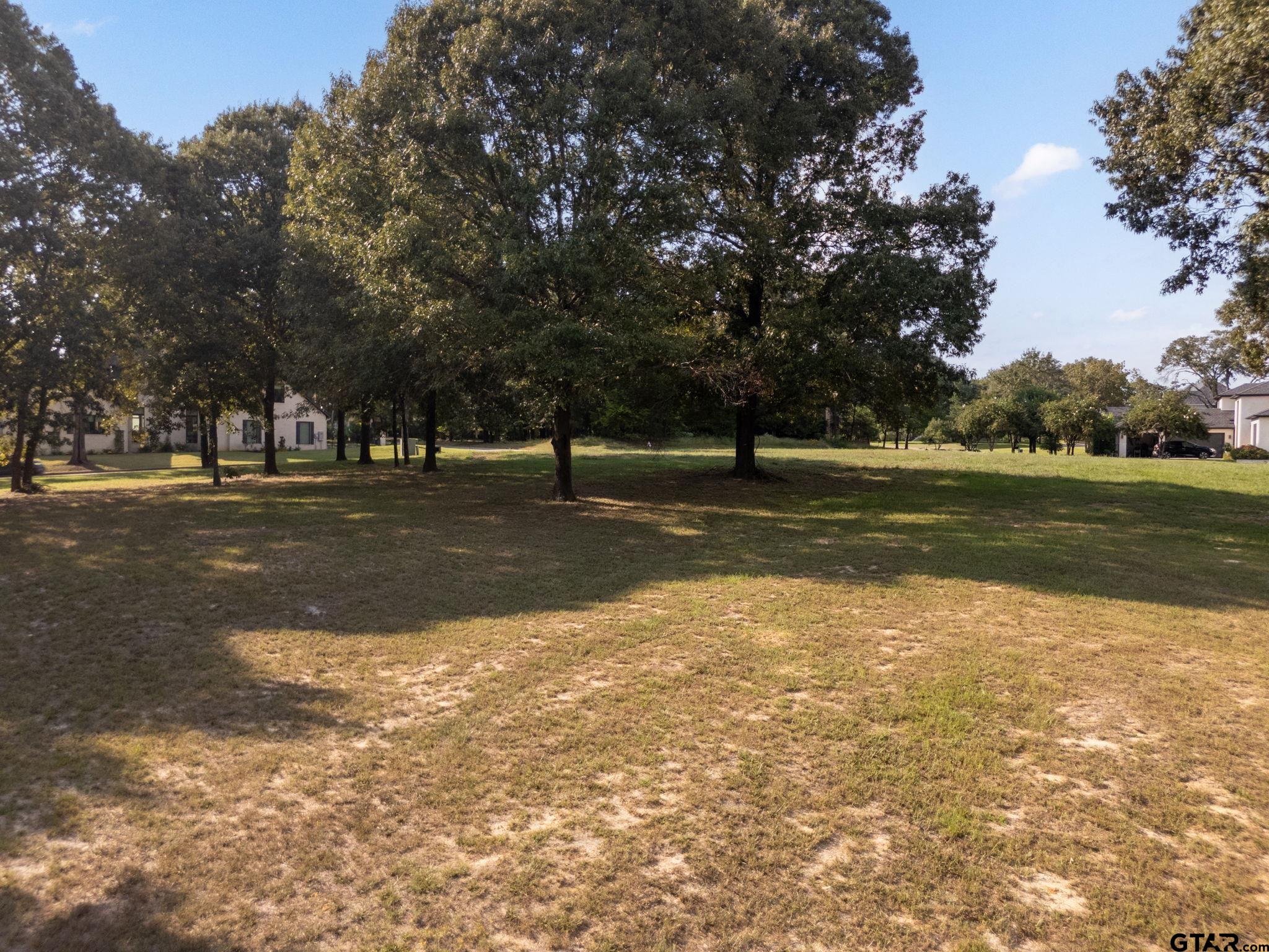 2477 Wellington Trace