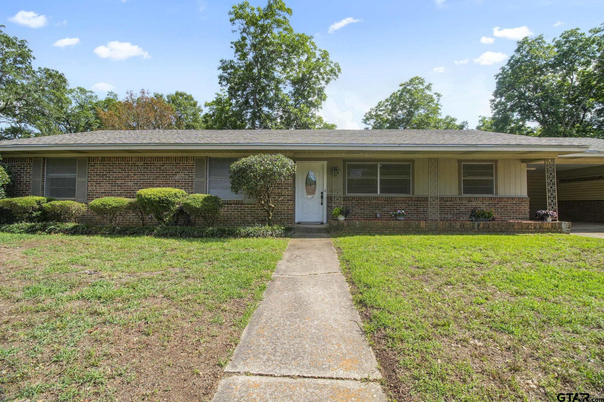 117 Ridgecrest Dr.
