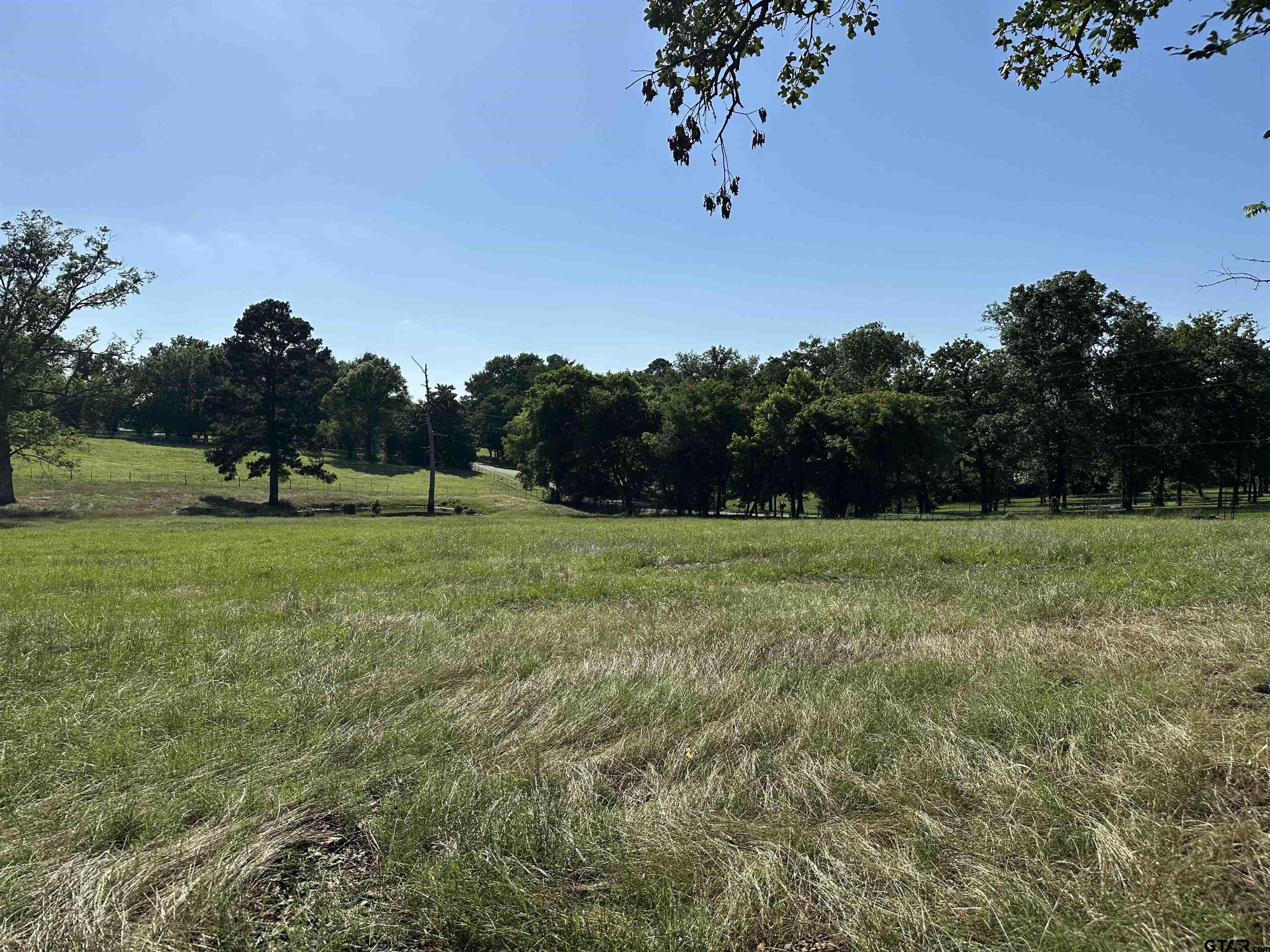 21070 CR 2207 (Whispering Pines)