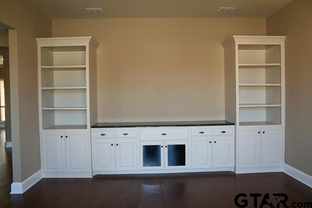 2308 Pinehurst