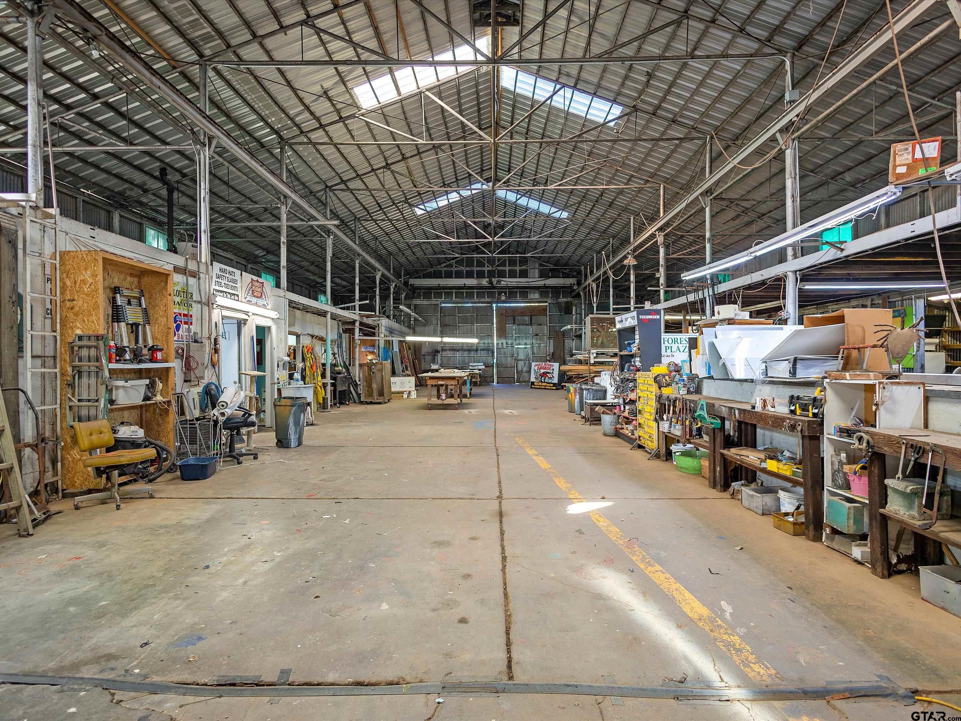 816 W State Highway 64