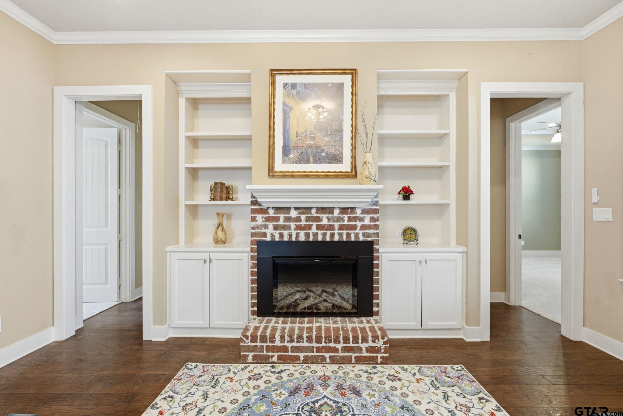 3942 Charleston Park