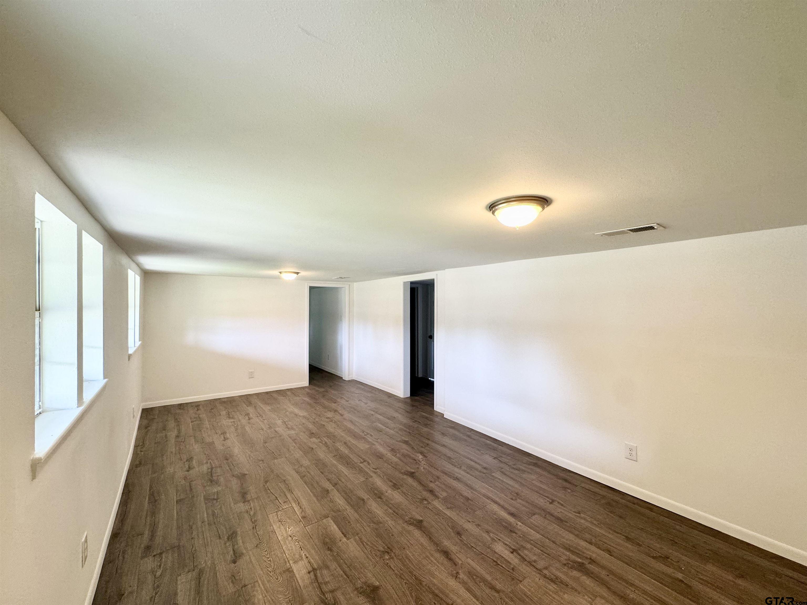 712 Norman Lane