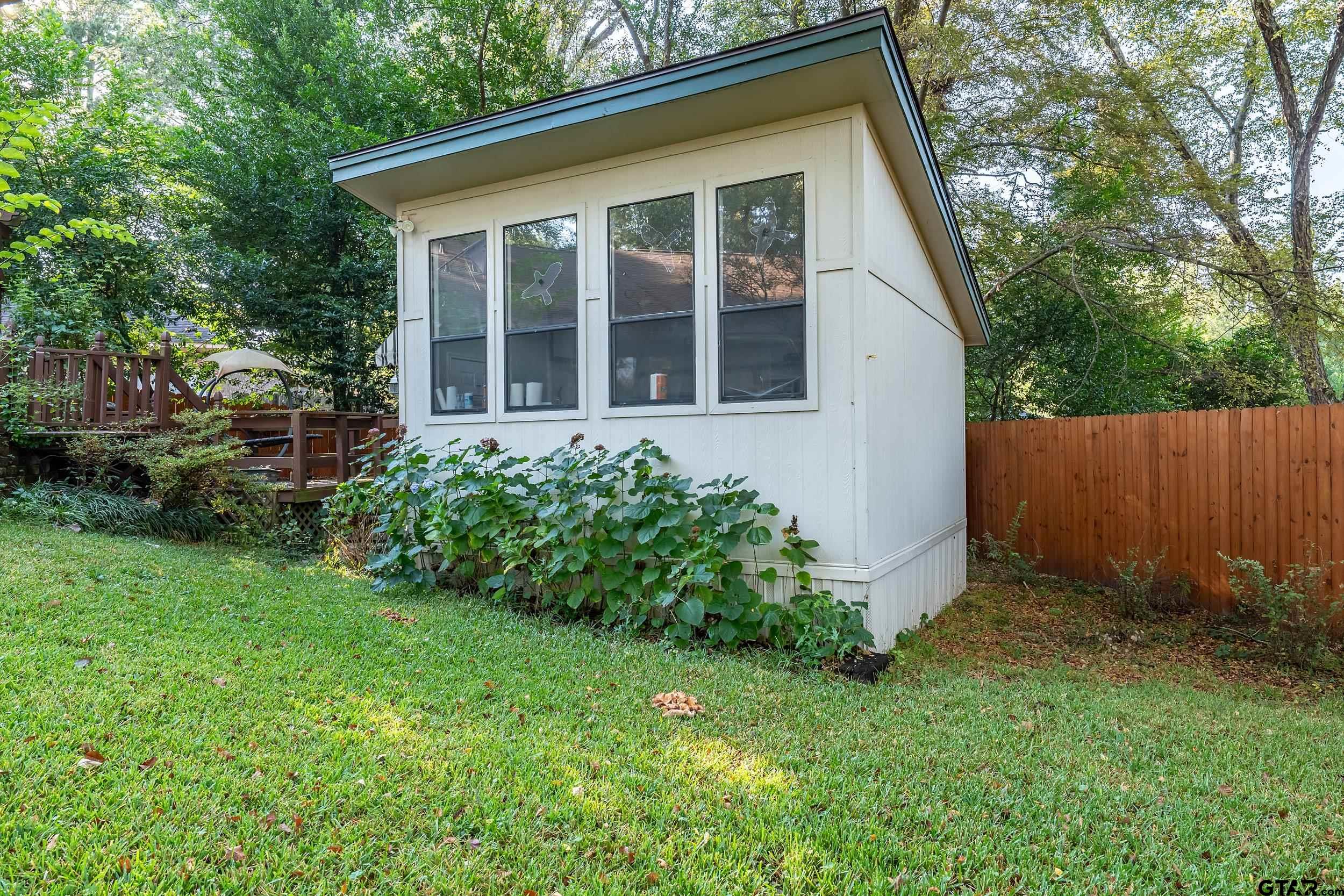 505 Bentley Ct