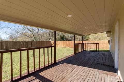 A home in Wills Point