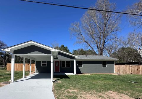 706 Barbara Athens TX 75751