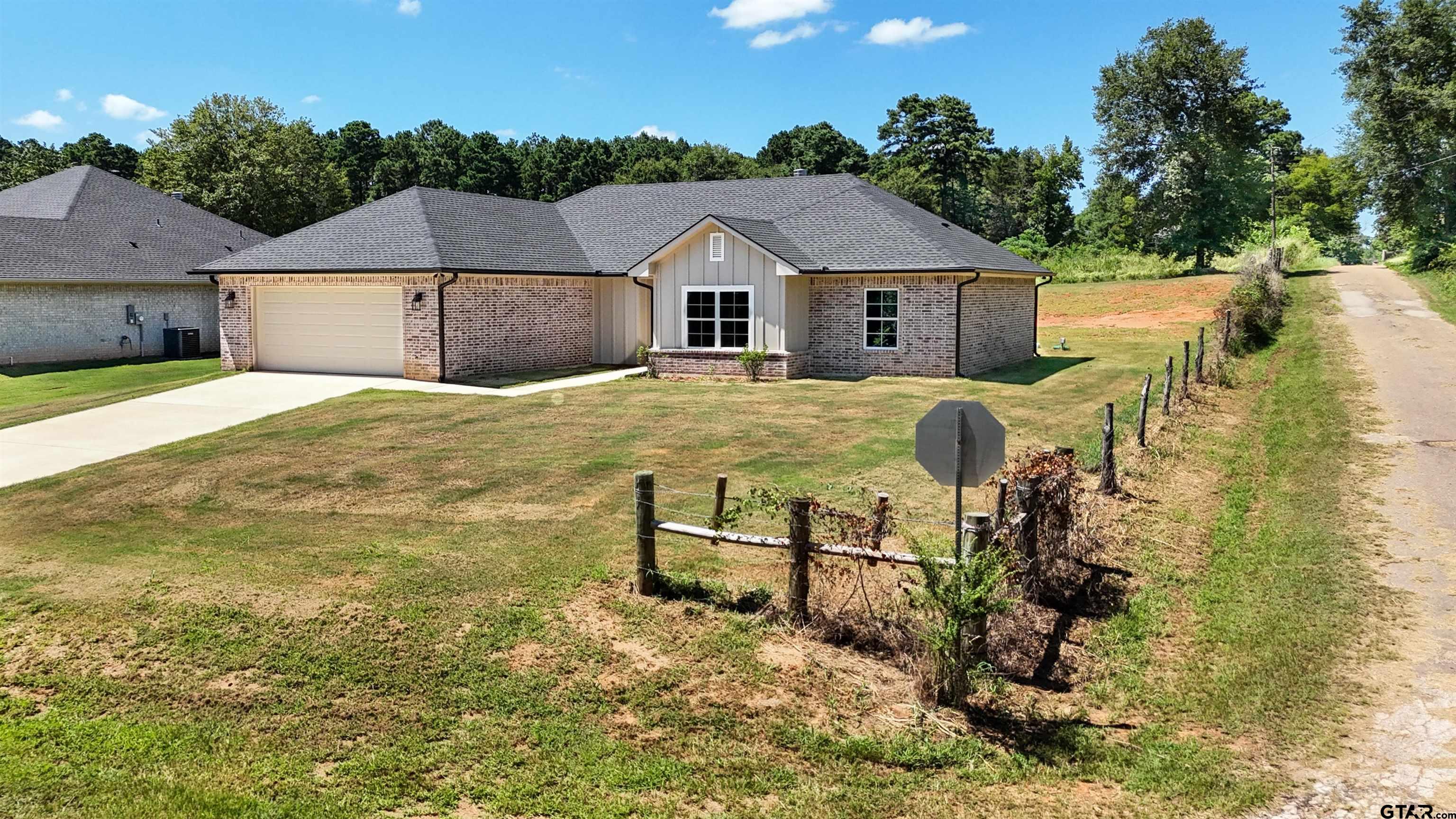 2001 CR 2138 (Old Tyler Rd)