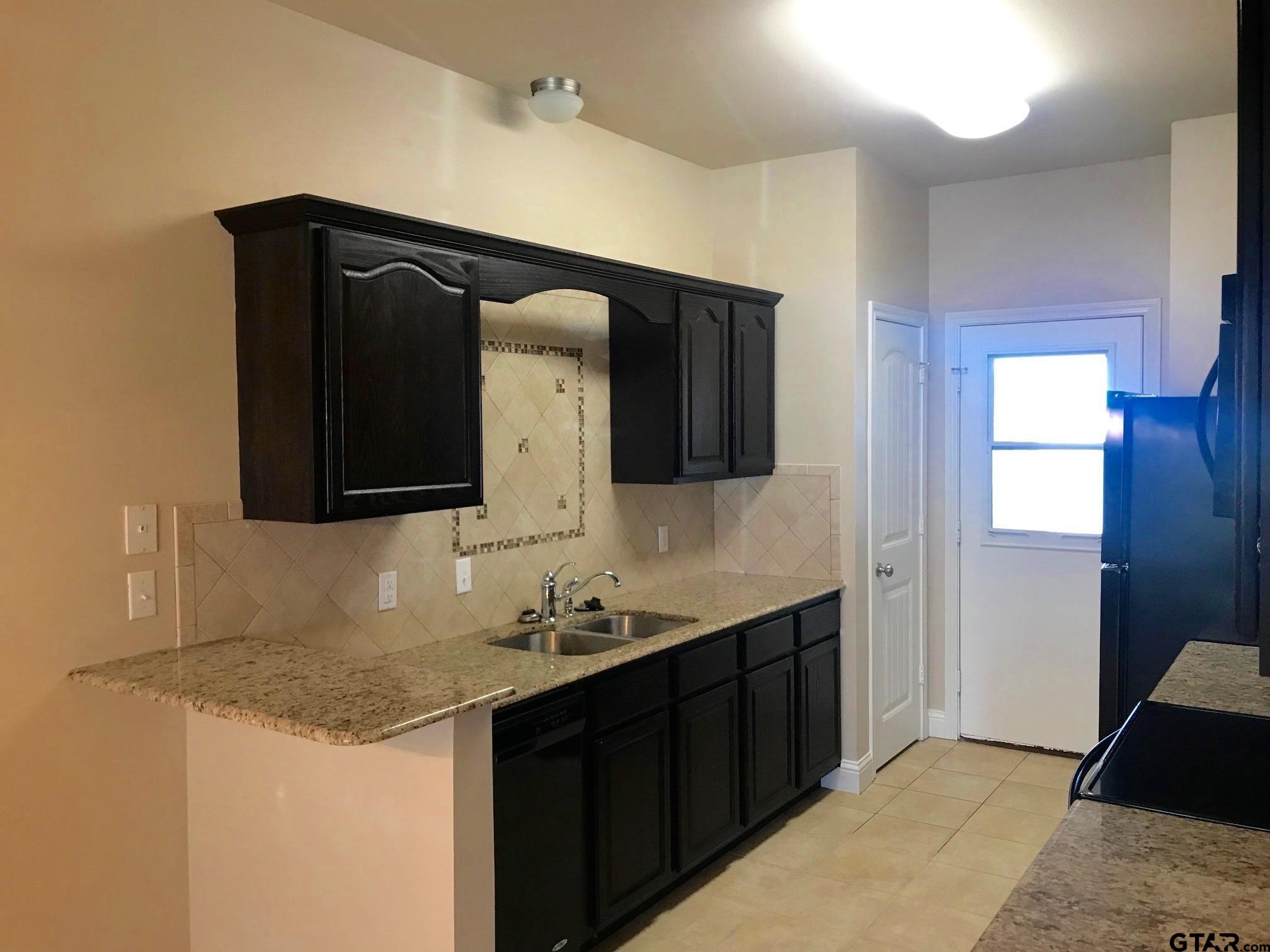 303/309 Princess Place