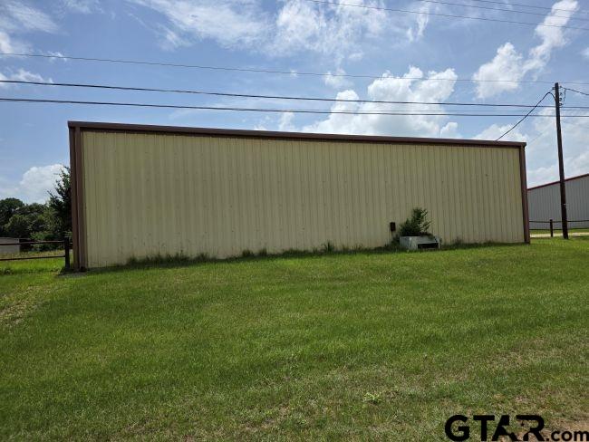 1701 Industrial Dr
