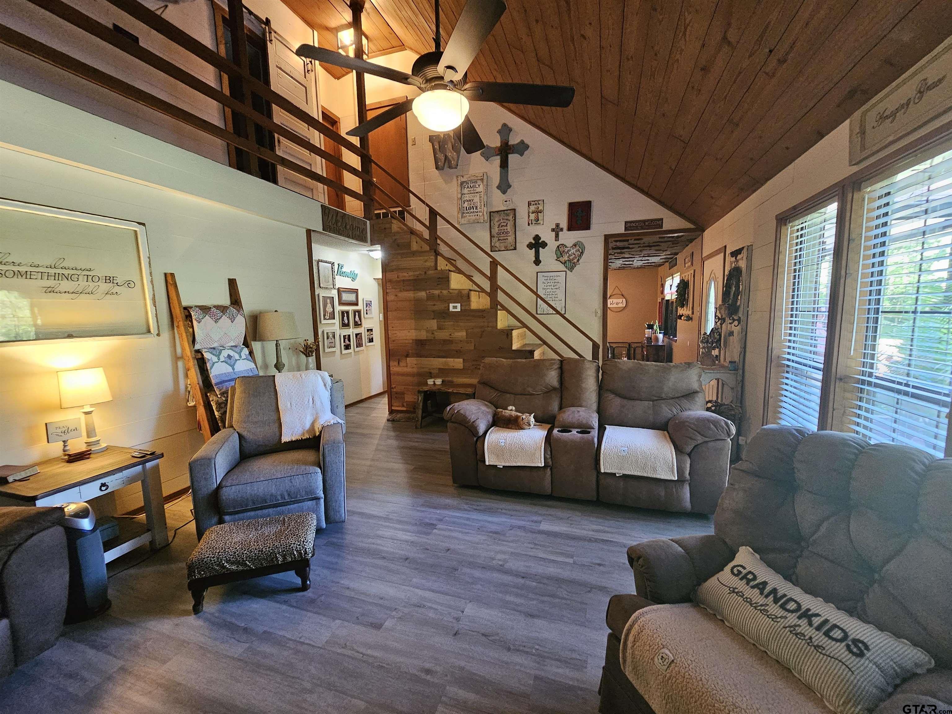 411 Green Meadow Trail