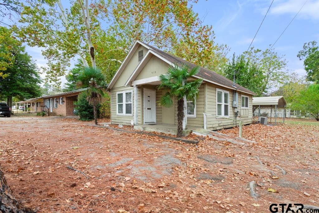 510 N Main Street (Hwy 69)
