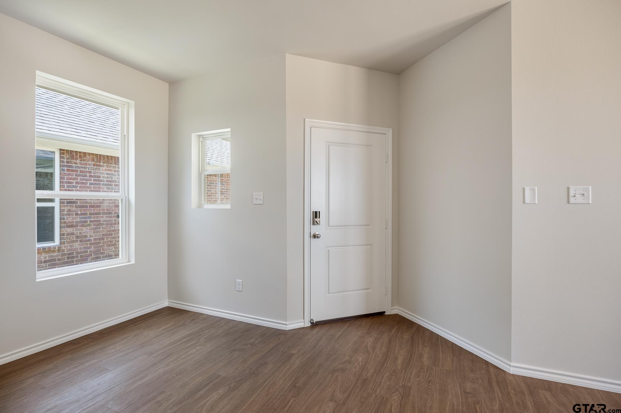 612 Park Central