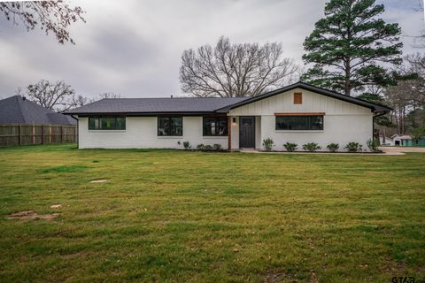 207 N White Oak Rd White Oak TX 75693