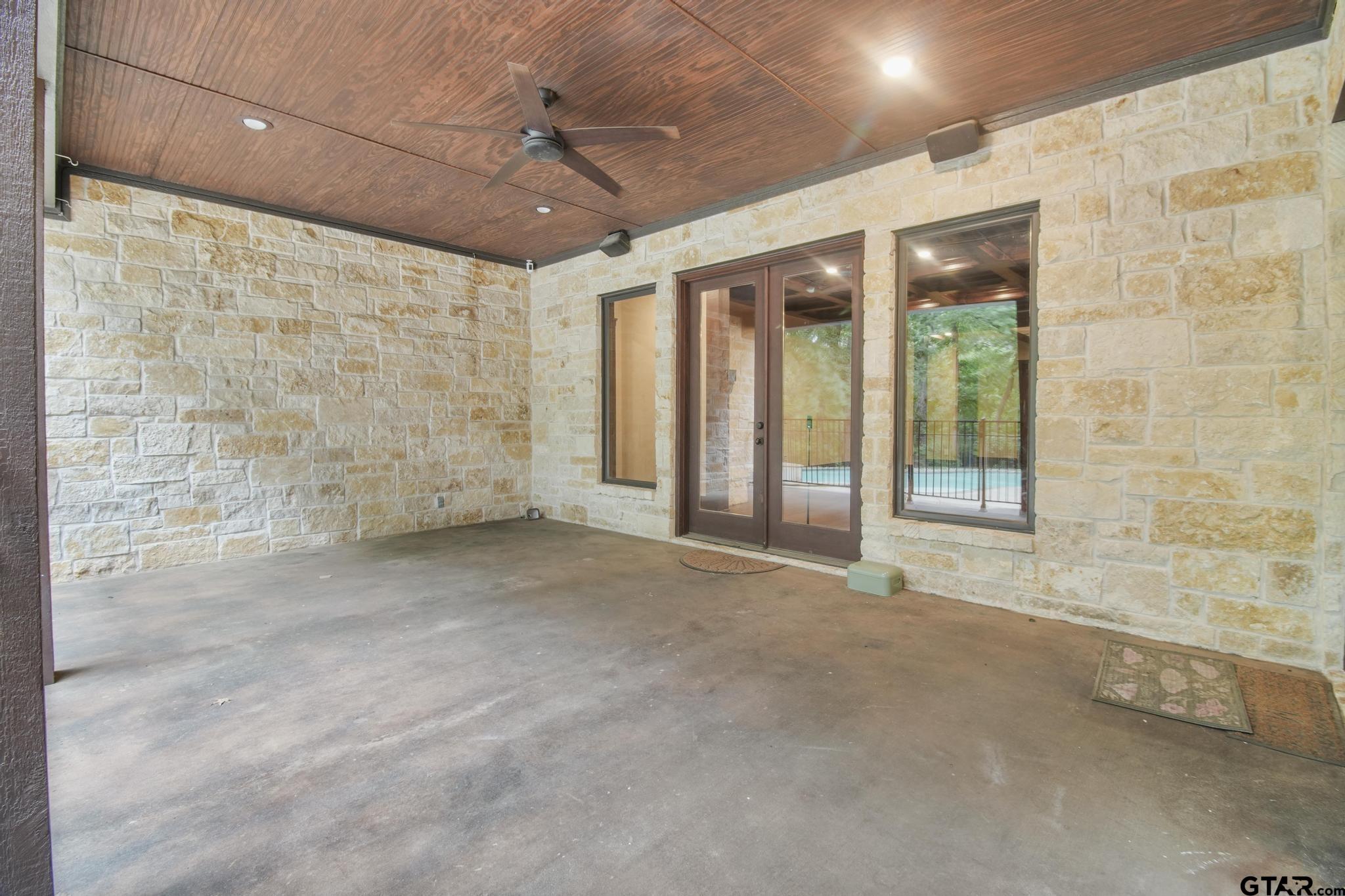 3025 Stonegate Blvd, Tyler, TX, 75703, USA, 5 Bedrooms Bedrooms, ,5 BathroomsBathrooms,Residential,Pending,3025 Stonegate Blvd,26007446
