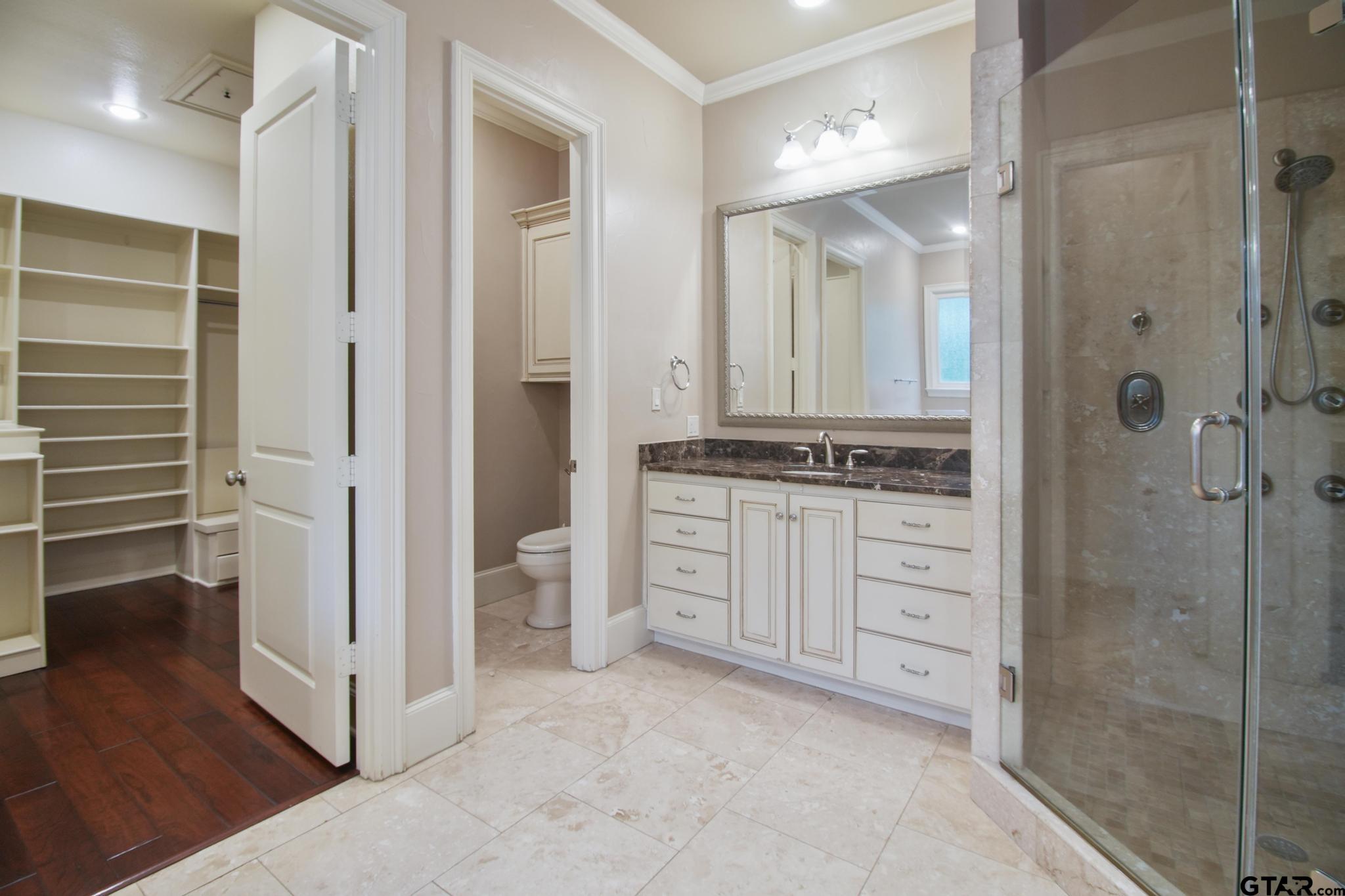 3025 Stonegate Blvd, Tyler, TX, 75703, USA, 5 Bedrooms Bedrooms, ,5 BathroomsBathrooms,Residential,Pending,3025 Stonegate Blvd,26007446