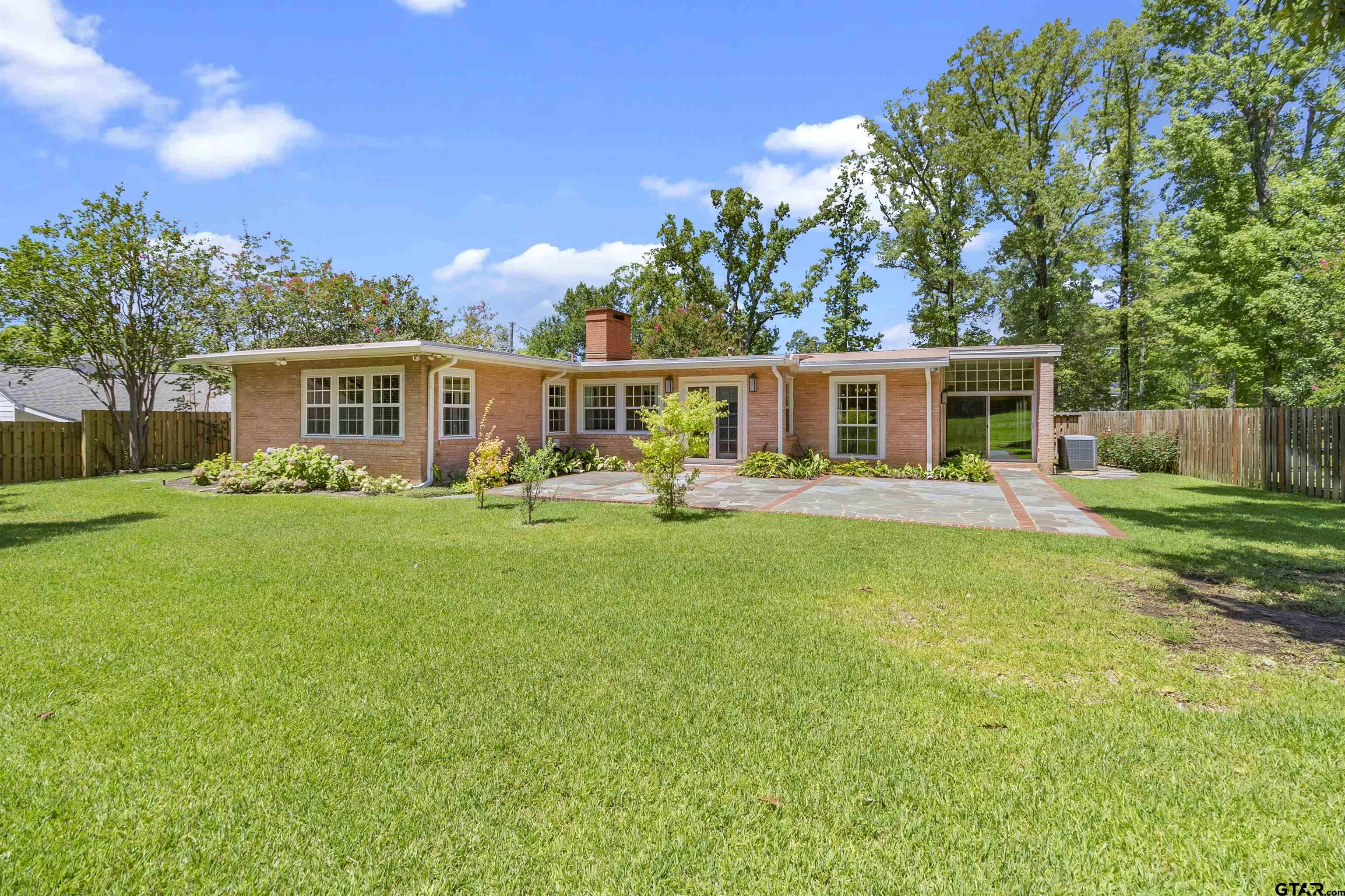 2306 Old Bullard Rd