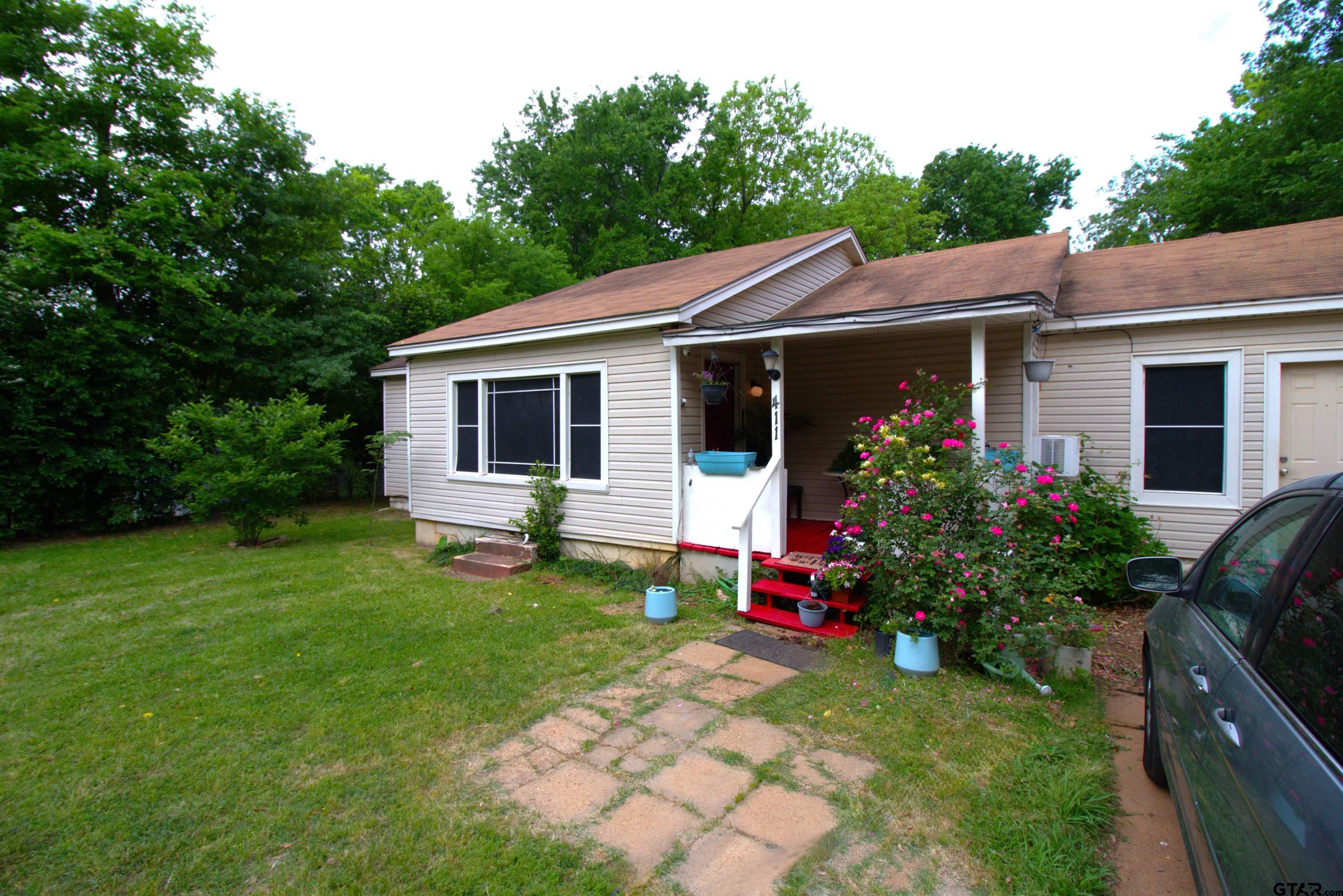 411 Plainview St.