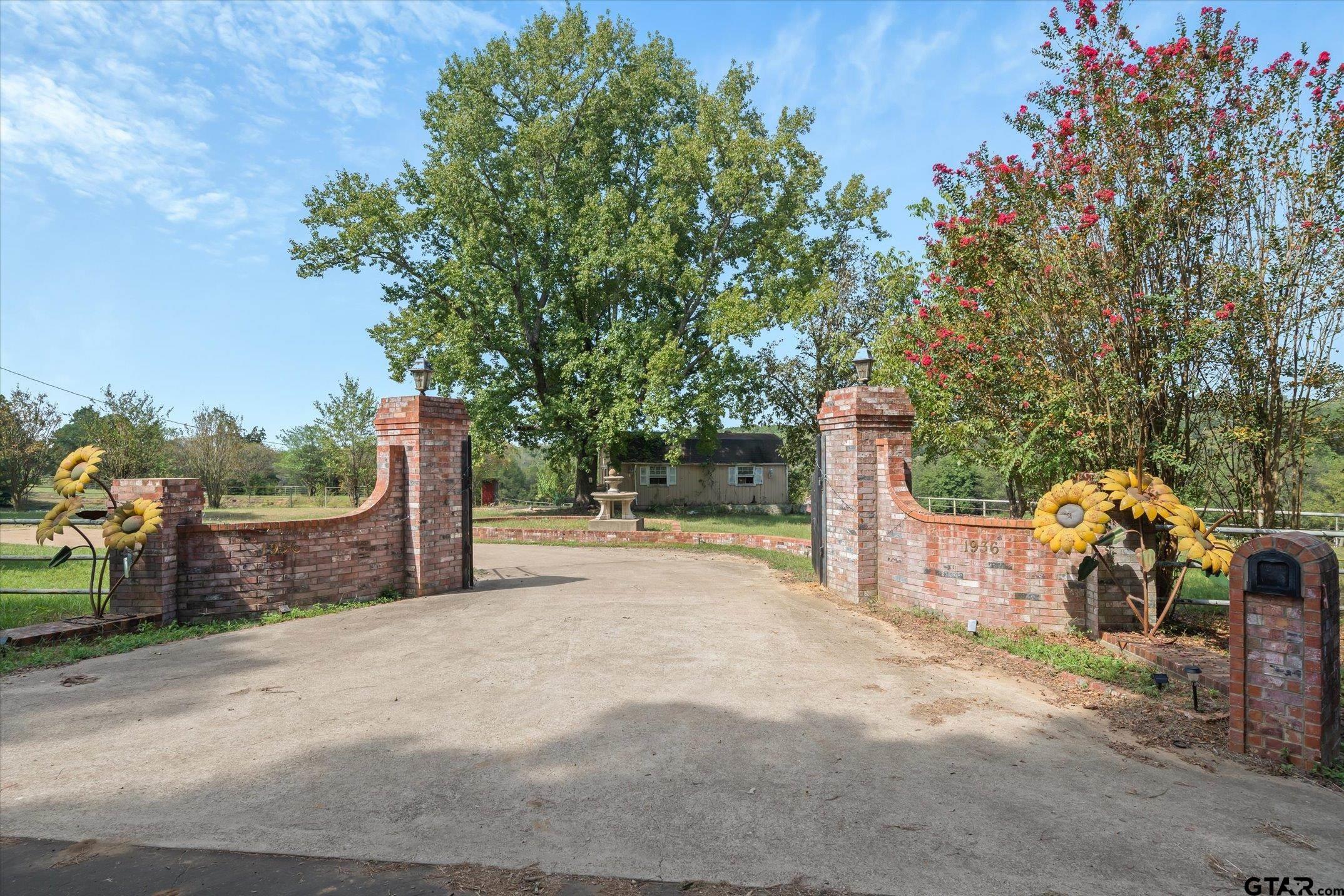 1936 Silver Maple Rd.