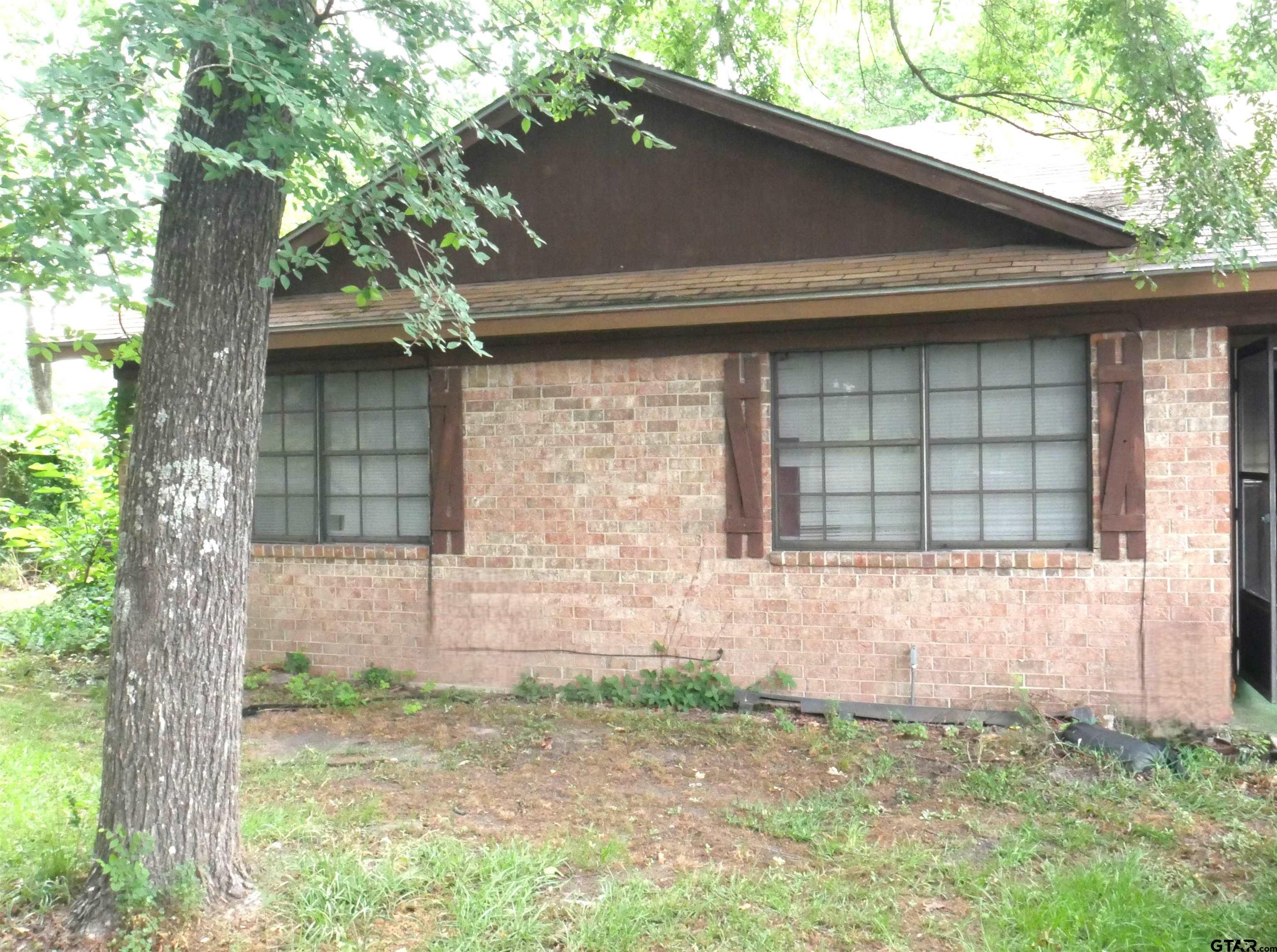 7239 Greenbriar Rd