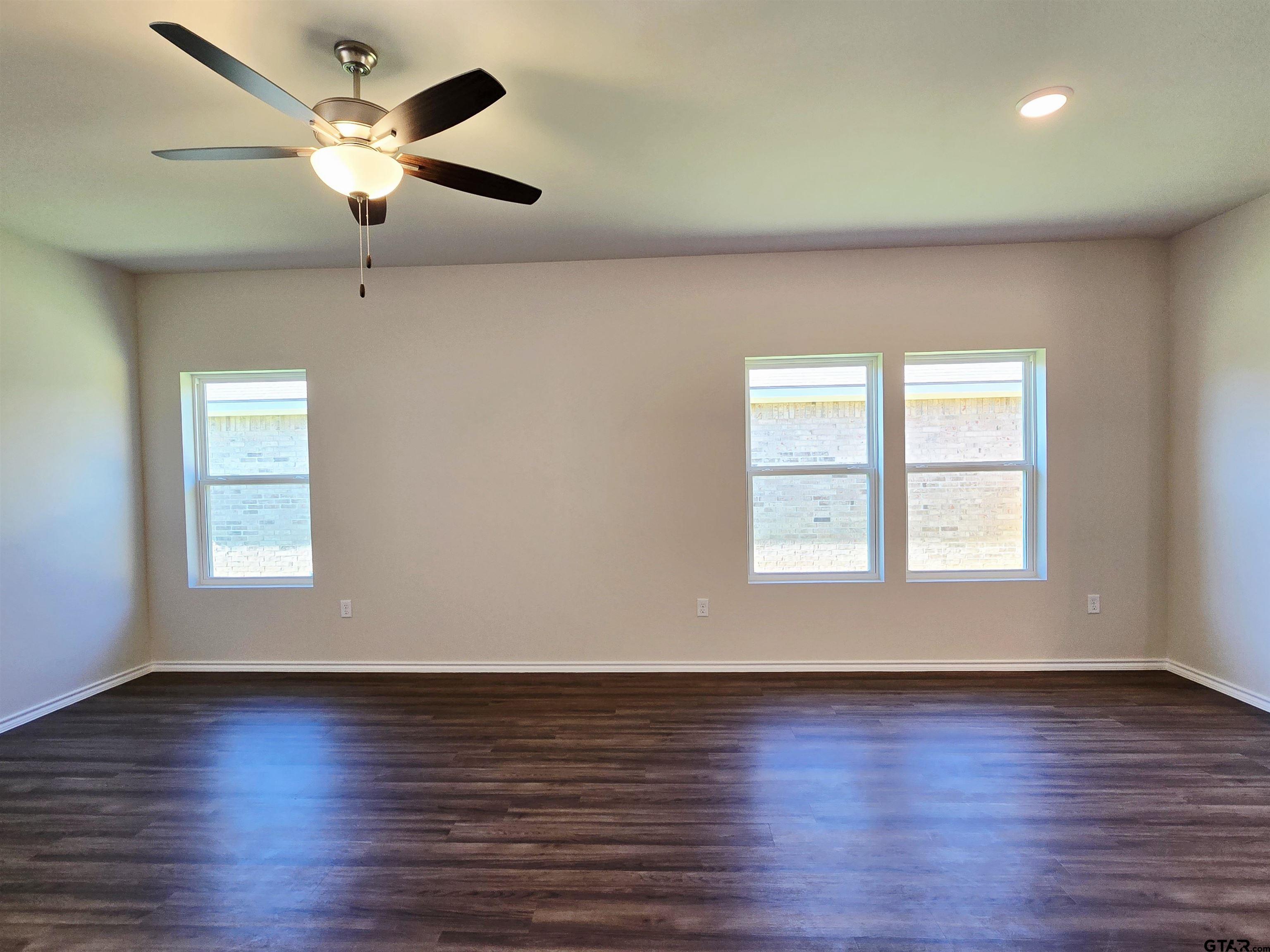 1115 Park Meadows Dr.