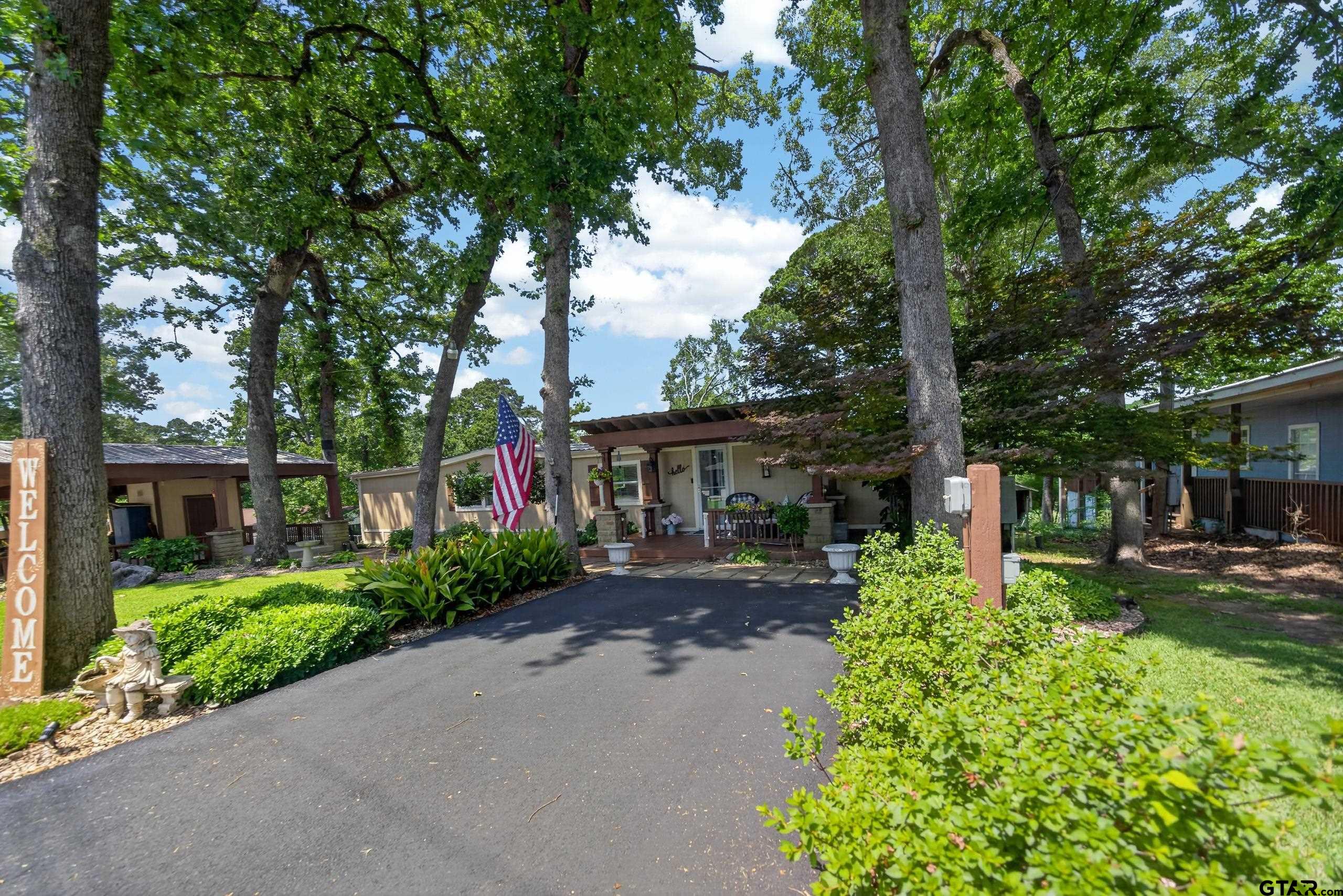 7320 Panorama Dr