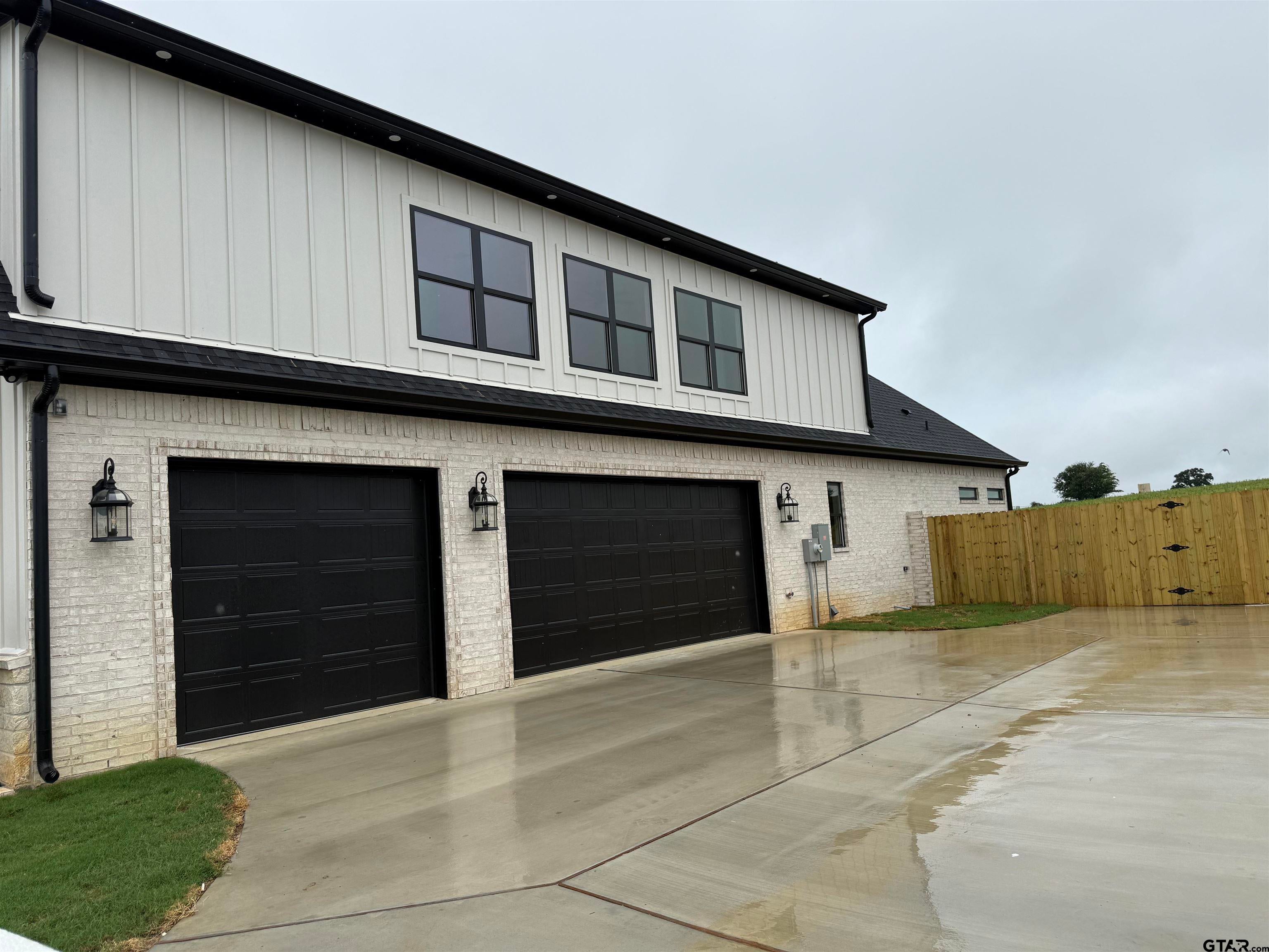 115 Eland Way