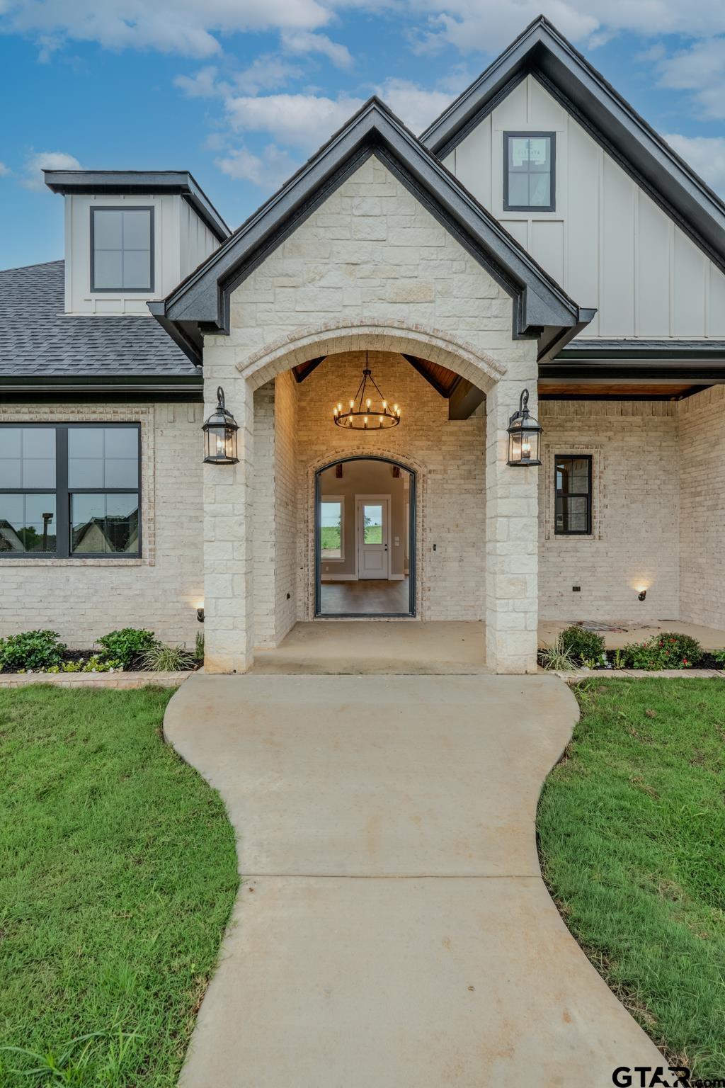 115 Eland Way