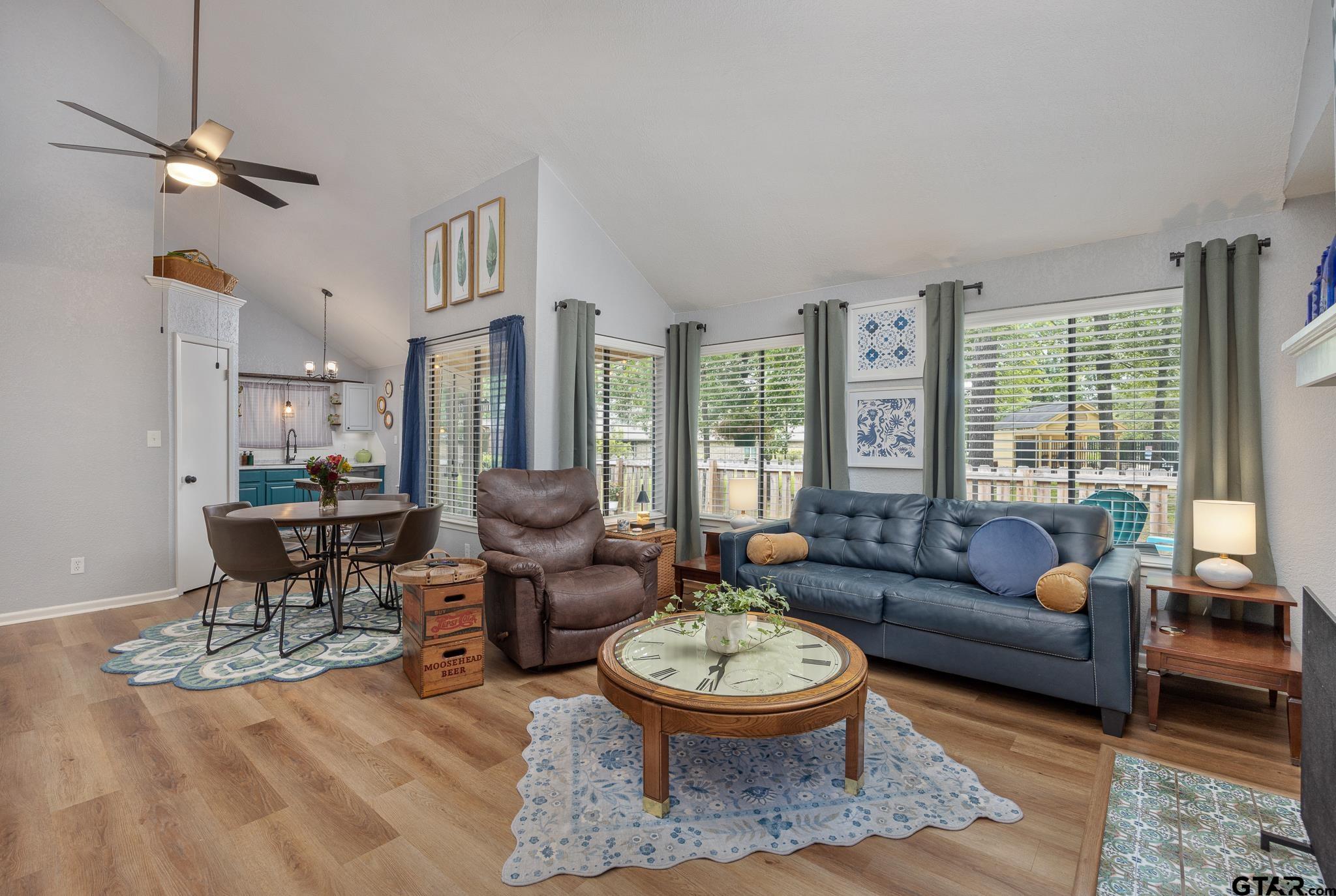 5717 Eaglewood Cir