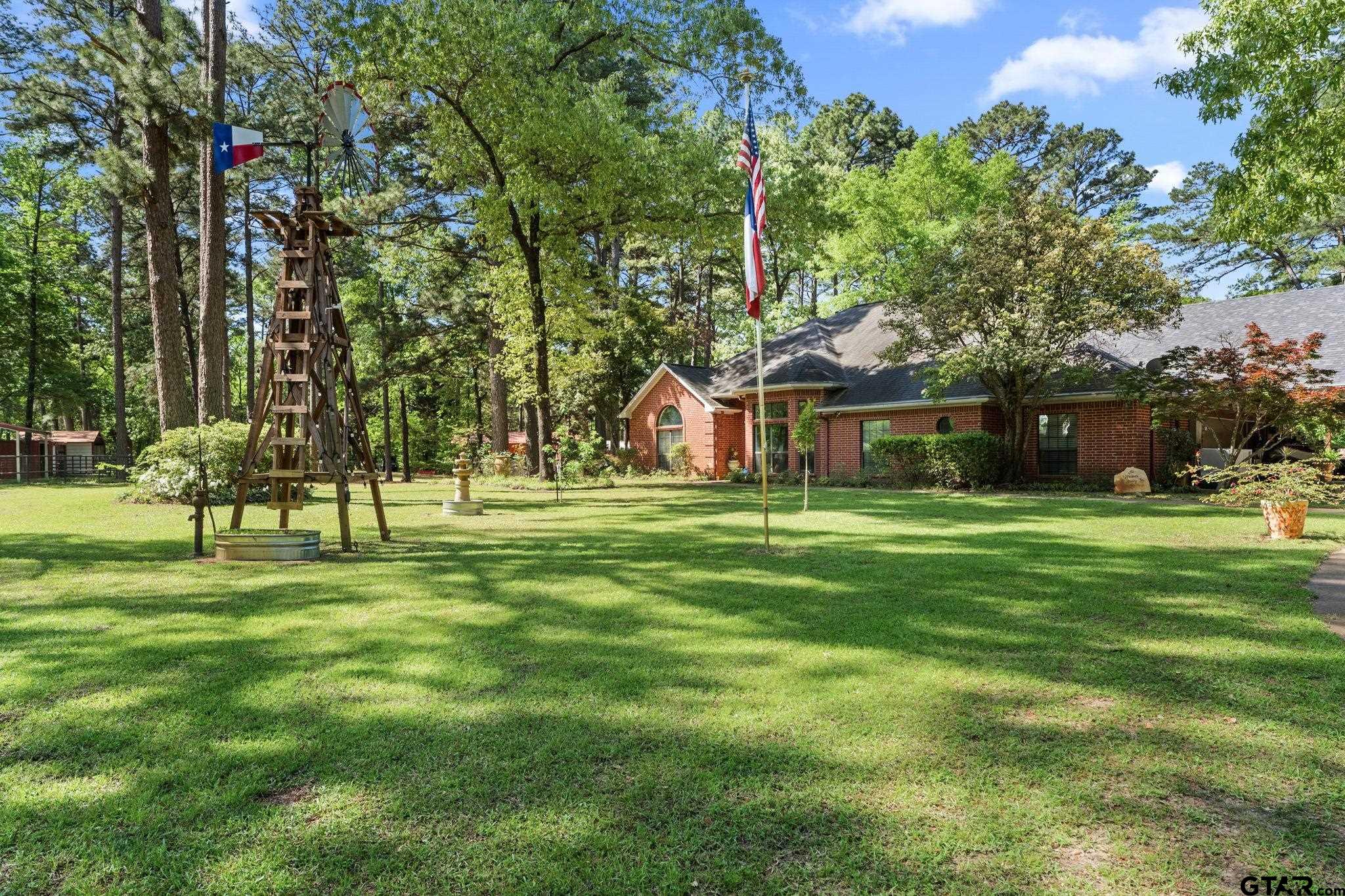 19132 Falls Creek Dr.
