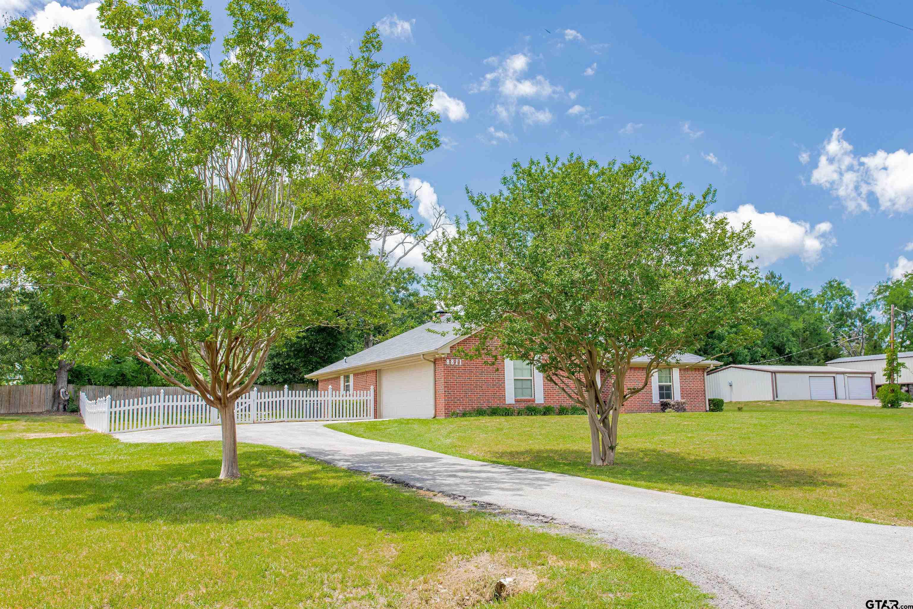 8811 Pheasant Dr.
