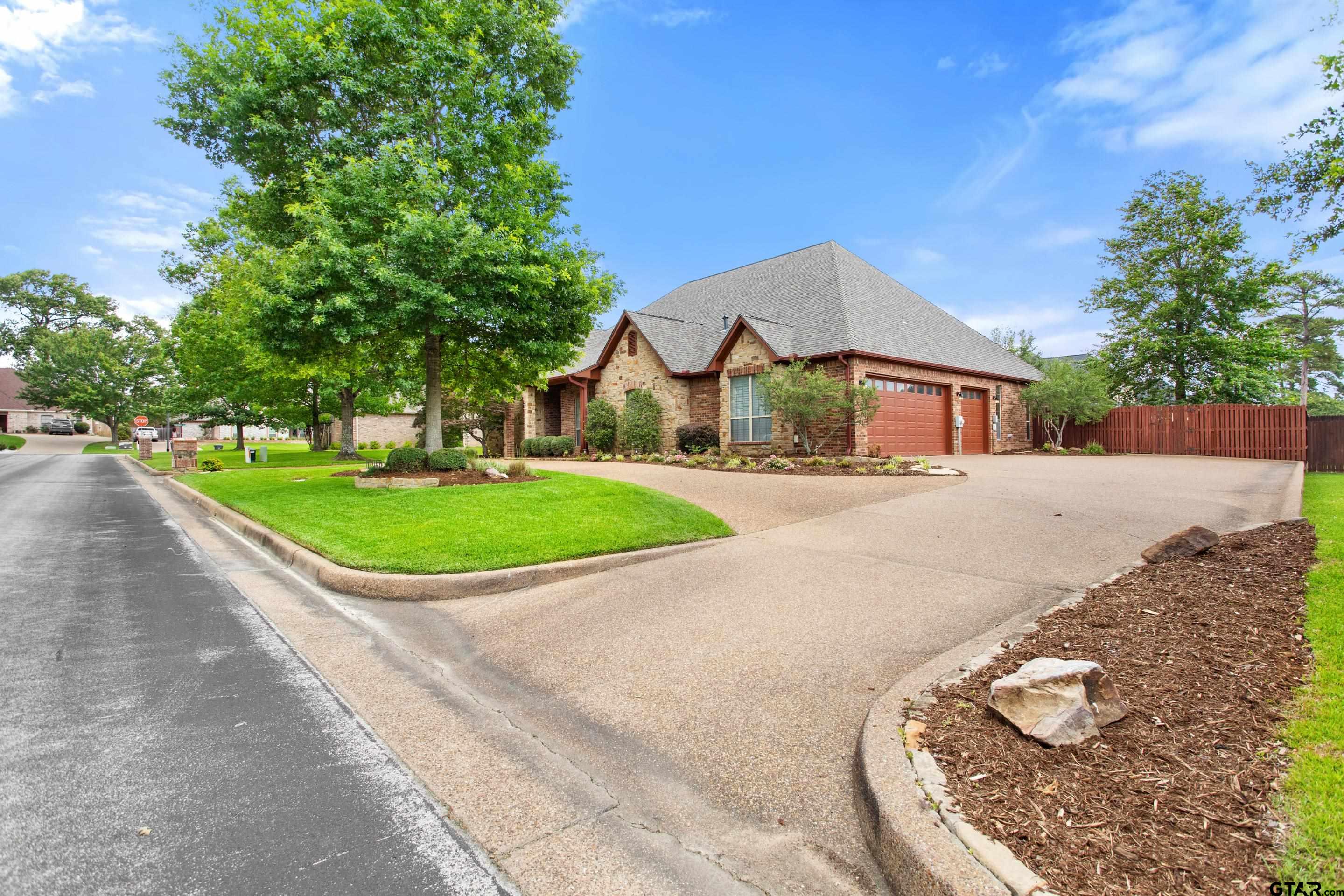 2318 Kingsmill Cir.