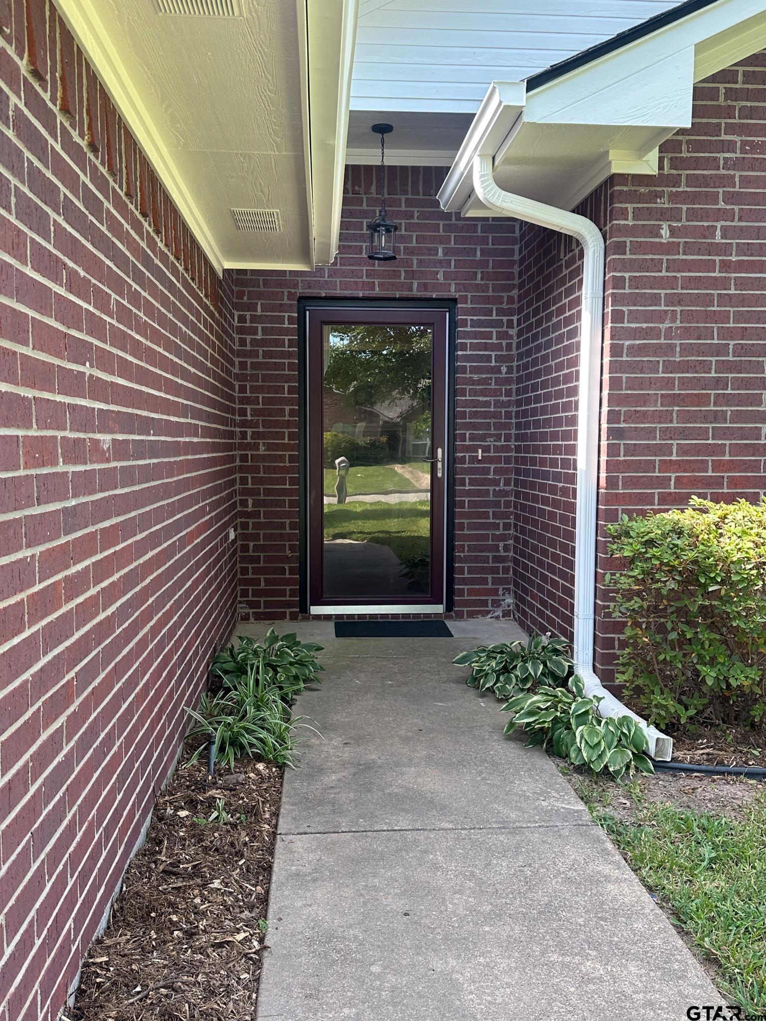 20440 Bluegrass Circle