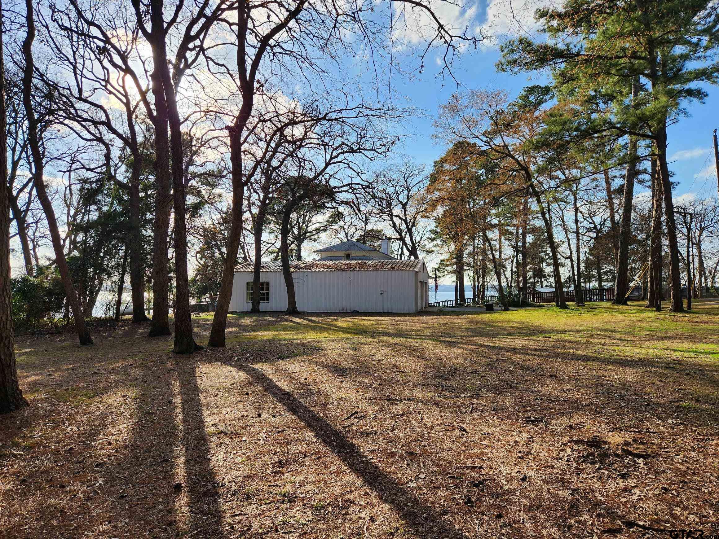 522 Christine Dr.
