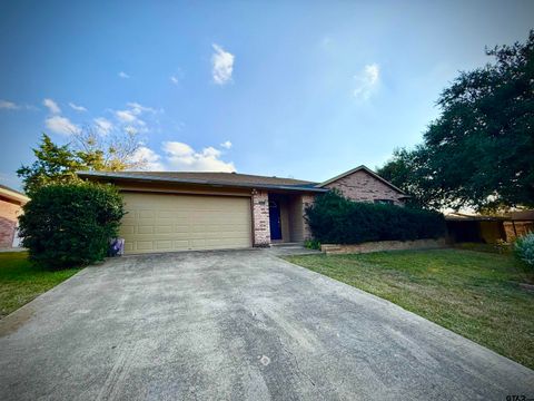 1601 Arlington Dr. Corsicana TX 75110