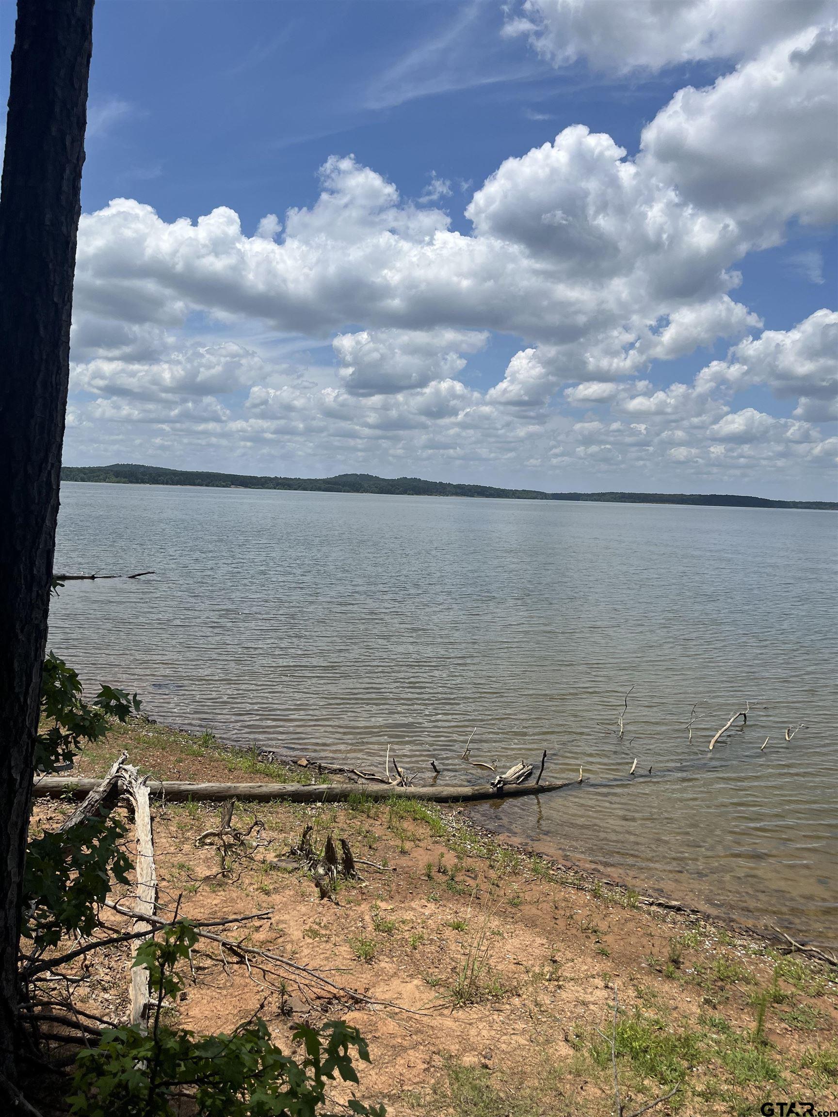 Lakeside Place