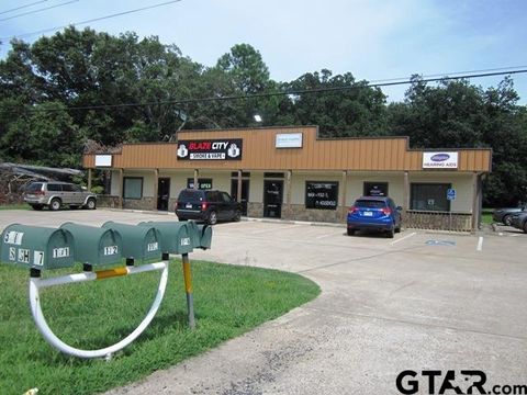 5311-5317 S Highway 37 Mineola TX 75773
