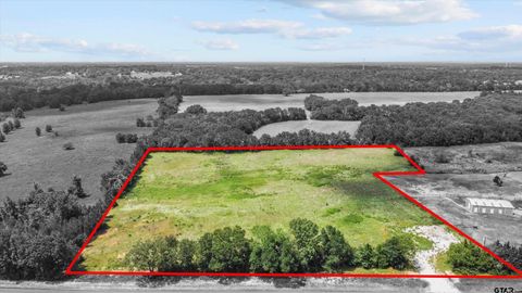 3402 N I-20 Van TX 75790