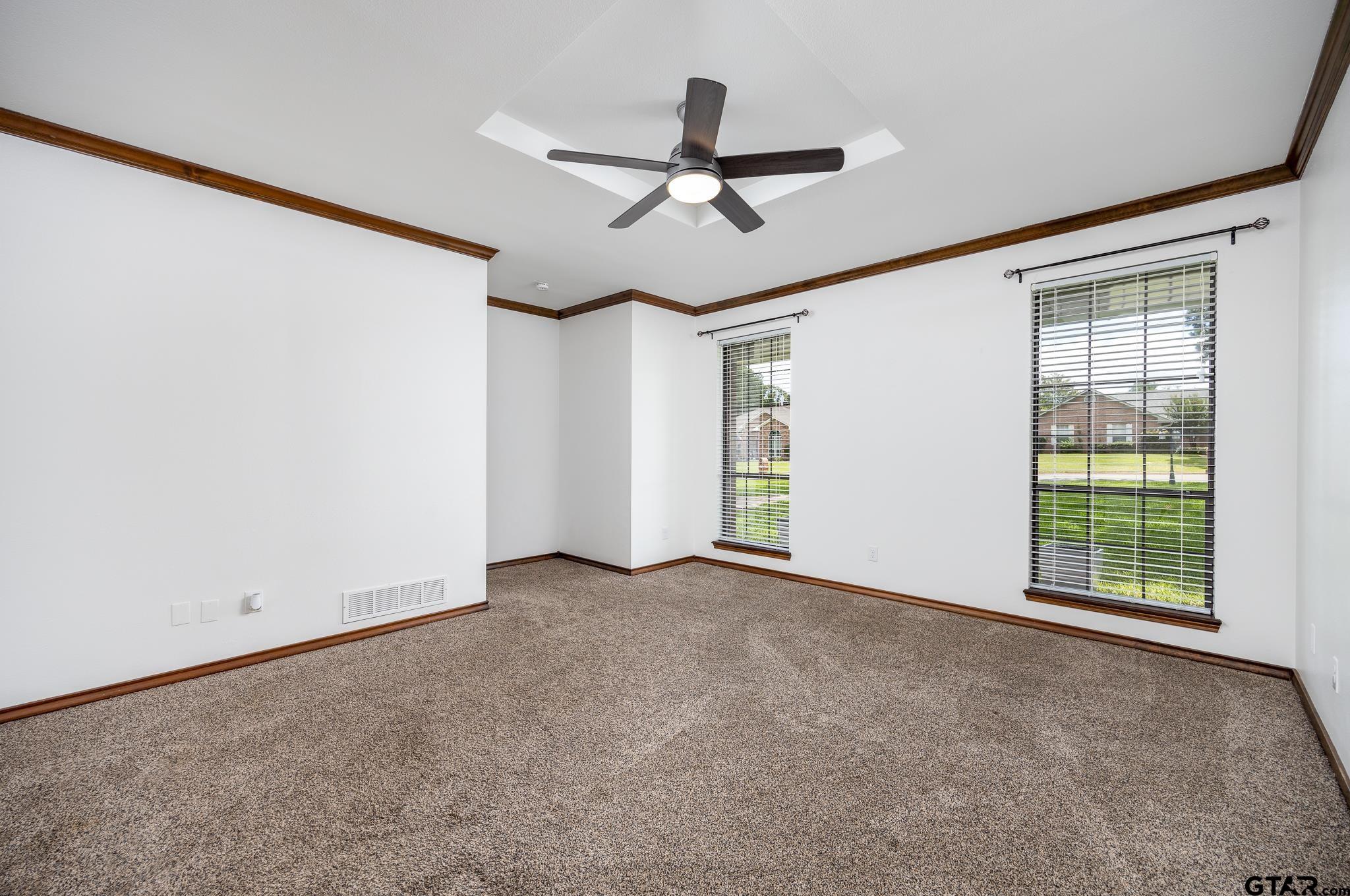 Jacksonville, Texas 75766, United States, 4 Bedrooms Bedrooms, ,4 BathroomsBathrooms,Residential,Pending,53832