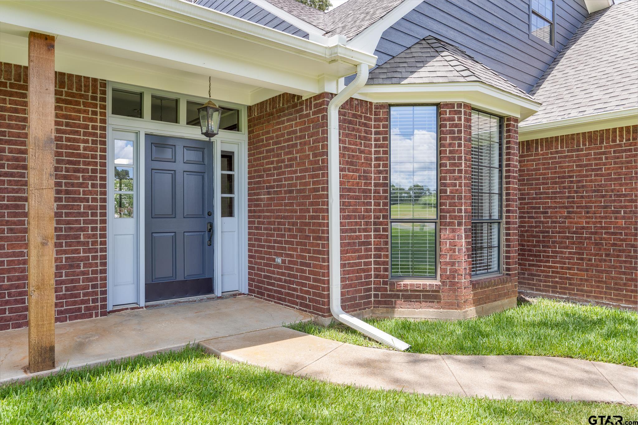 Jacksonville, Texas 75766, United States, 4 Bedrooms Bedrooms, ,4 BathroomsBathrooms,Residential,Pending,53832