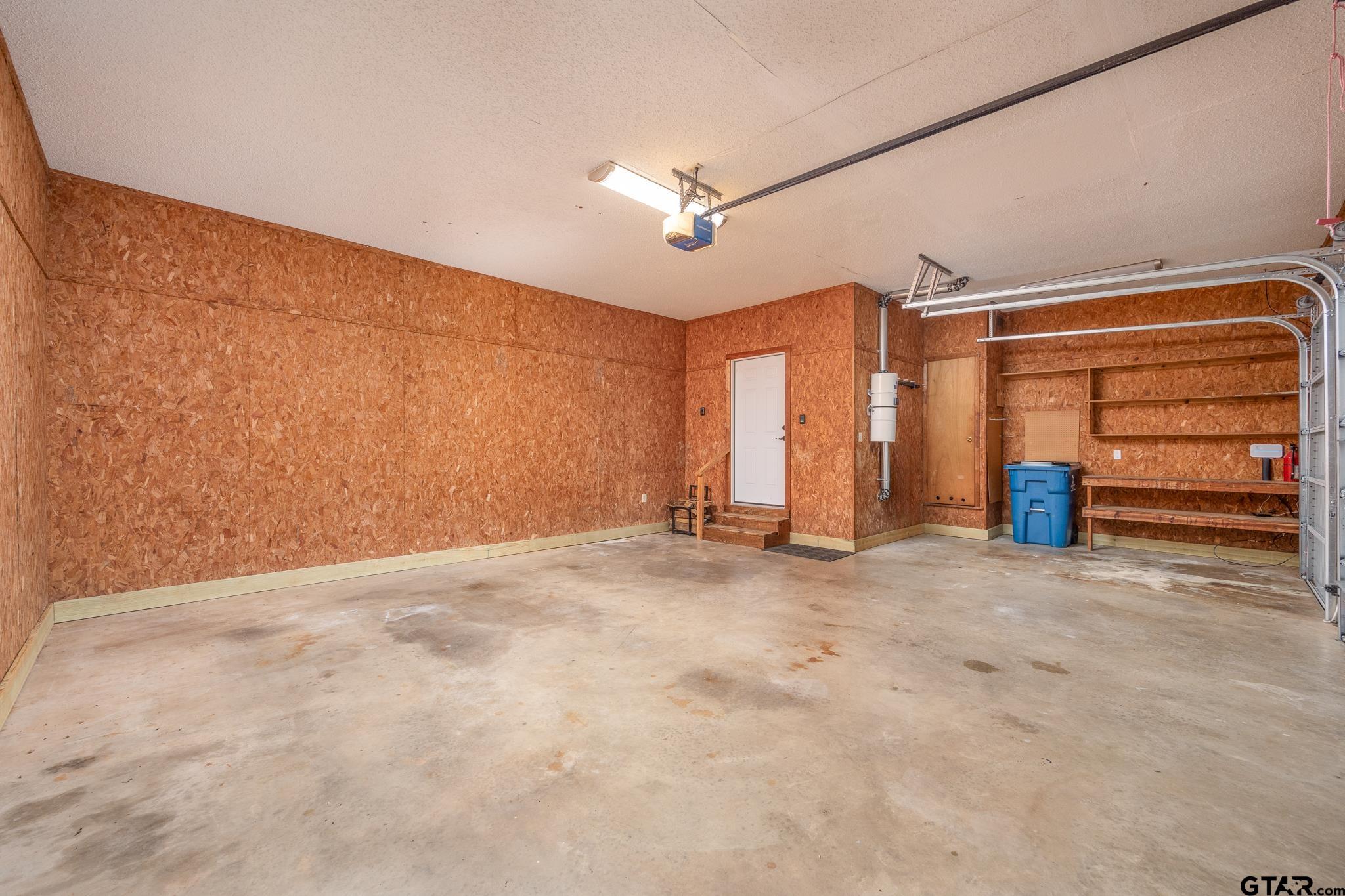 Jacksonville, Texas 75766, United States, 4 Bedrooms Bedrooms, ,4 BathroomsBathrooms,Residential,Pending,53832