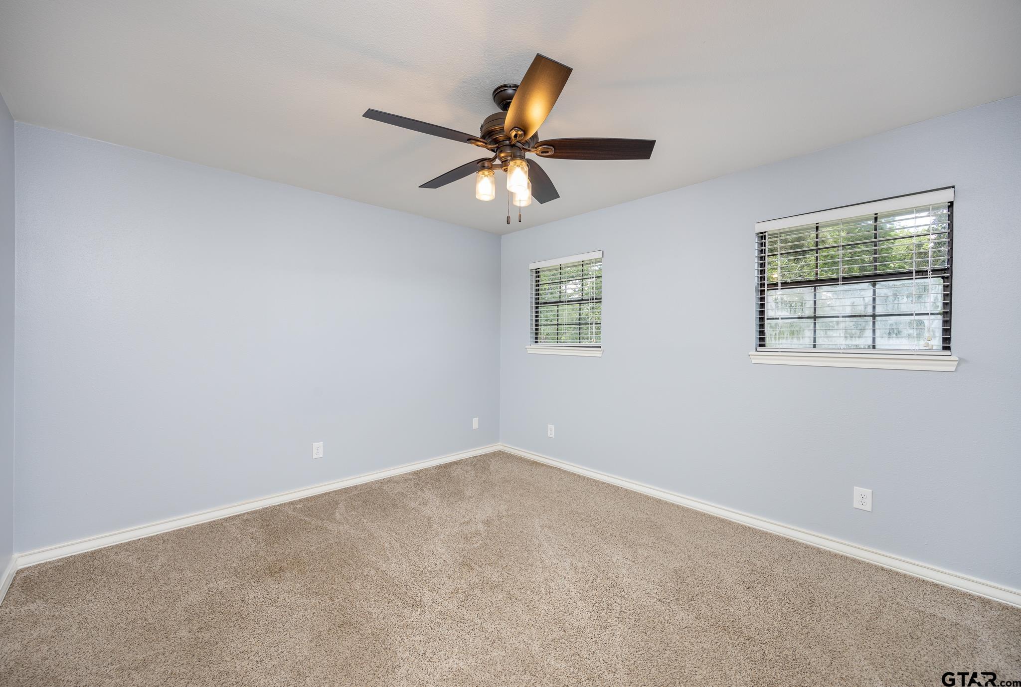 Jacksonville, Texas 75766, United States, 4 Bedrooms Bedrooms, ,4 BathroomsBathrooms,Residential,Pending,53832