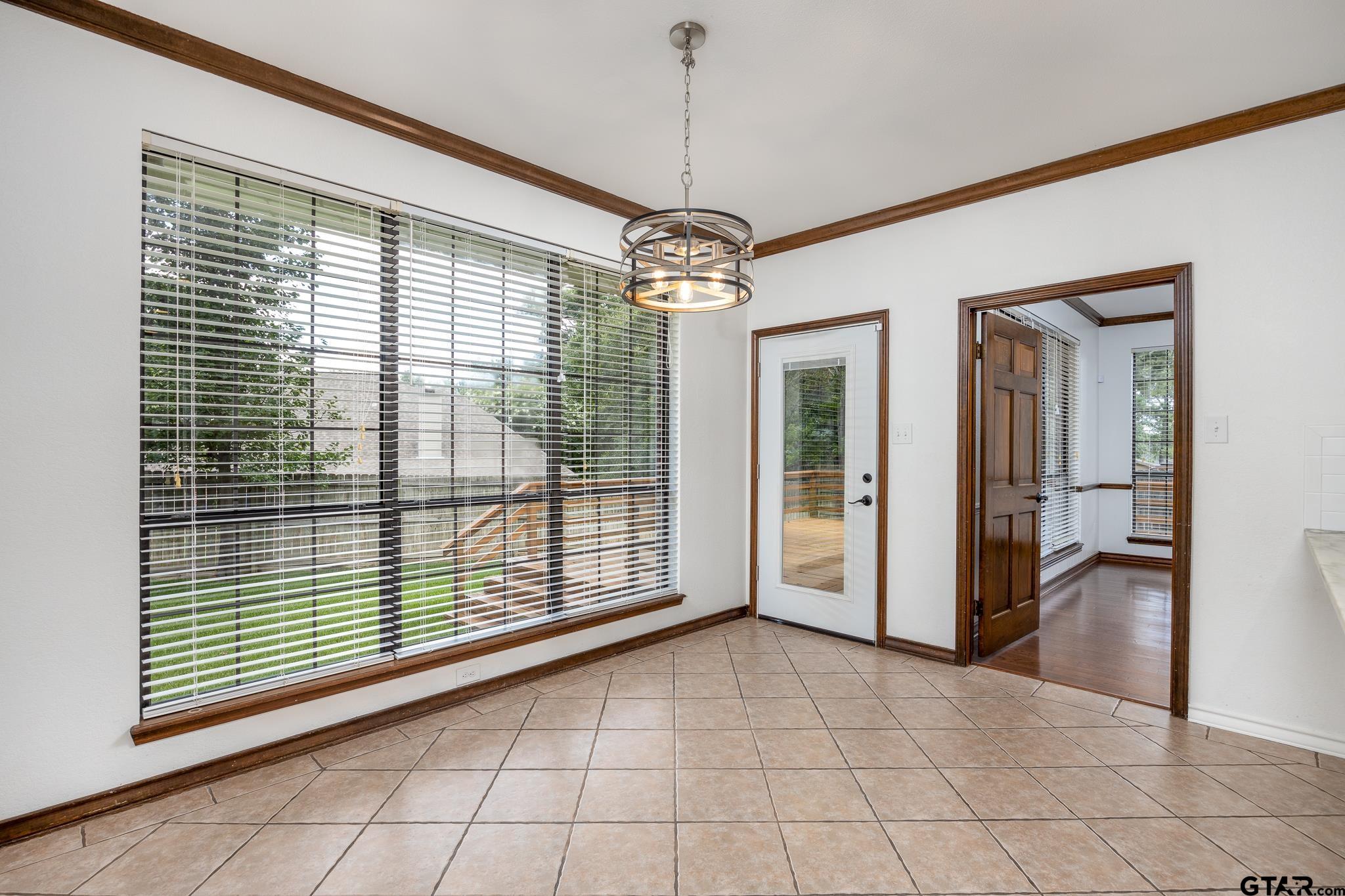 Jacksonville, Texas 75766, United States, 4 Bedrooms Bedrooms, ,4 BathroomsBathrooms,Residential,Pending,53832