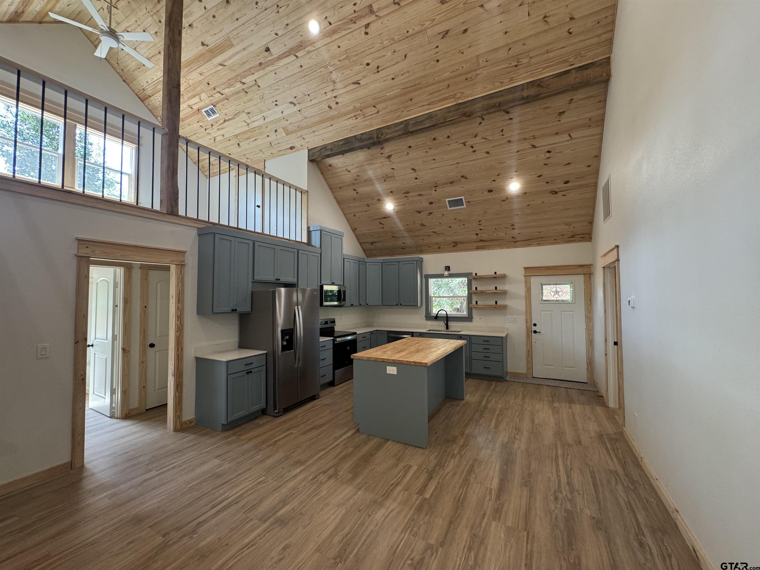 21084 County Road 4147