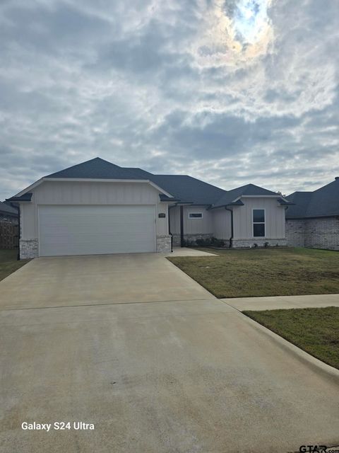 A home in Whitehouse