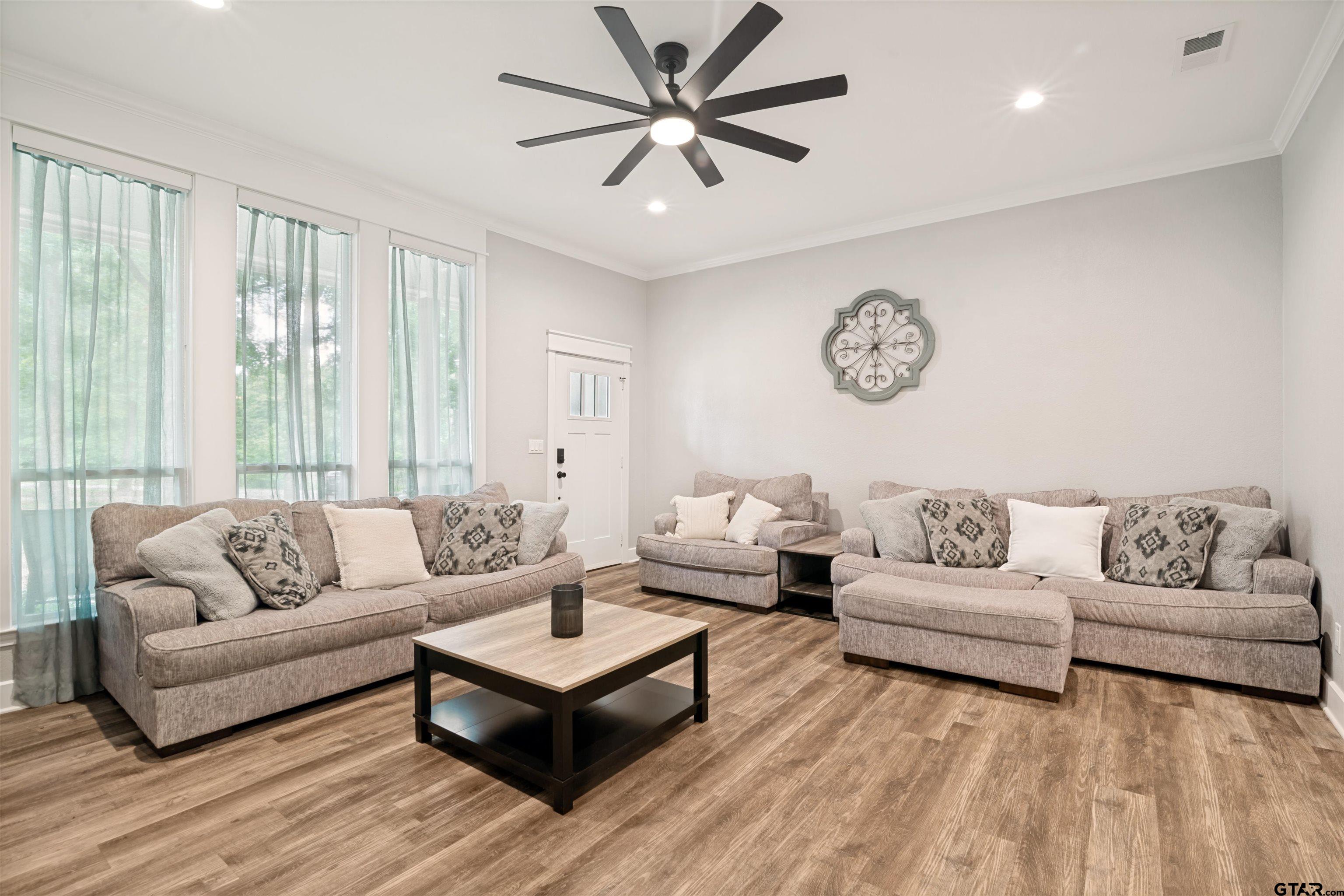 11302 County Road 4102