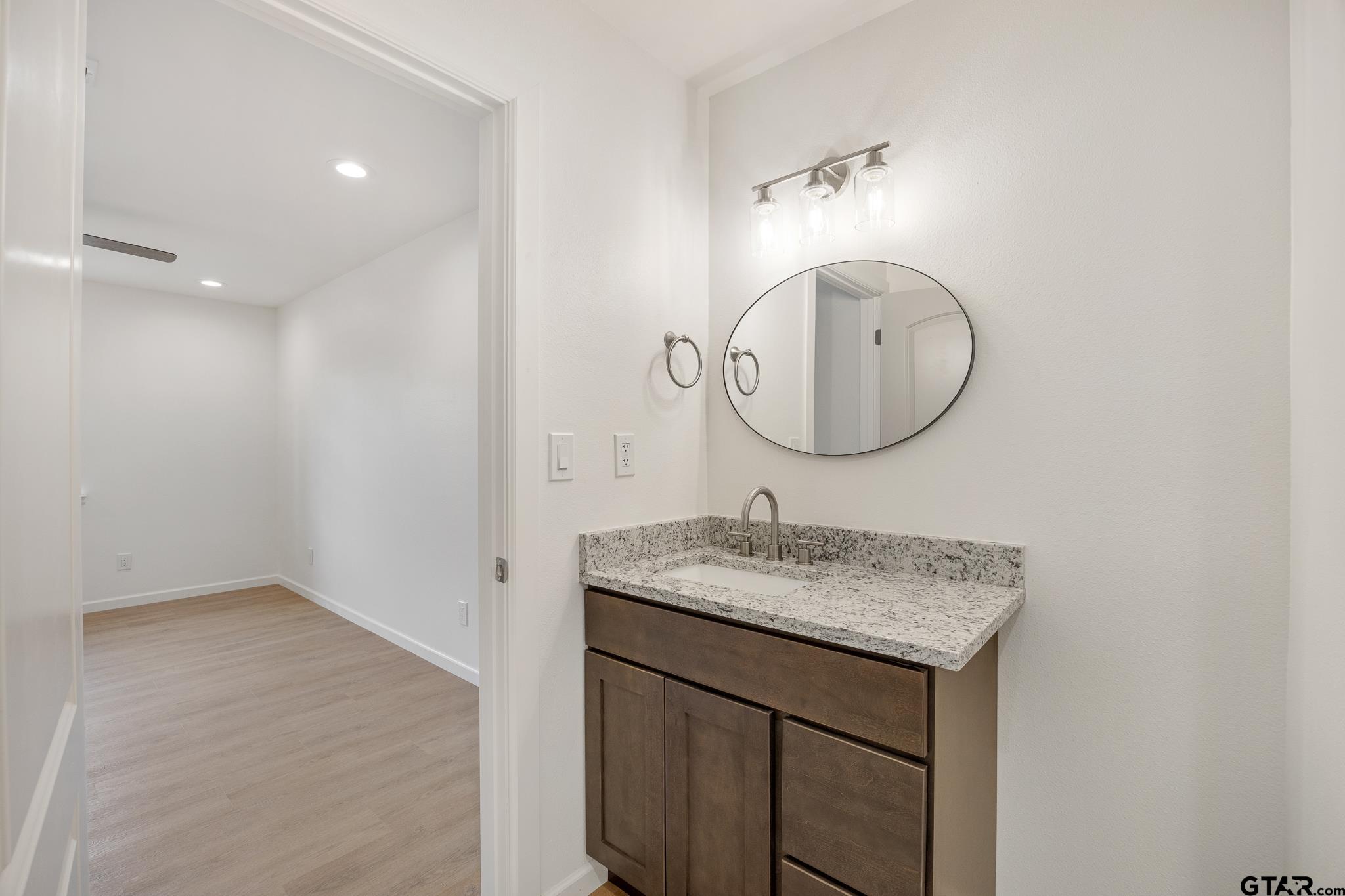 Bullard, Texas 75757, United States, 3 Bedrooms Bedrooms, ,2 BathroomsBathrooms,Residential,Active,182424