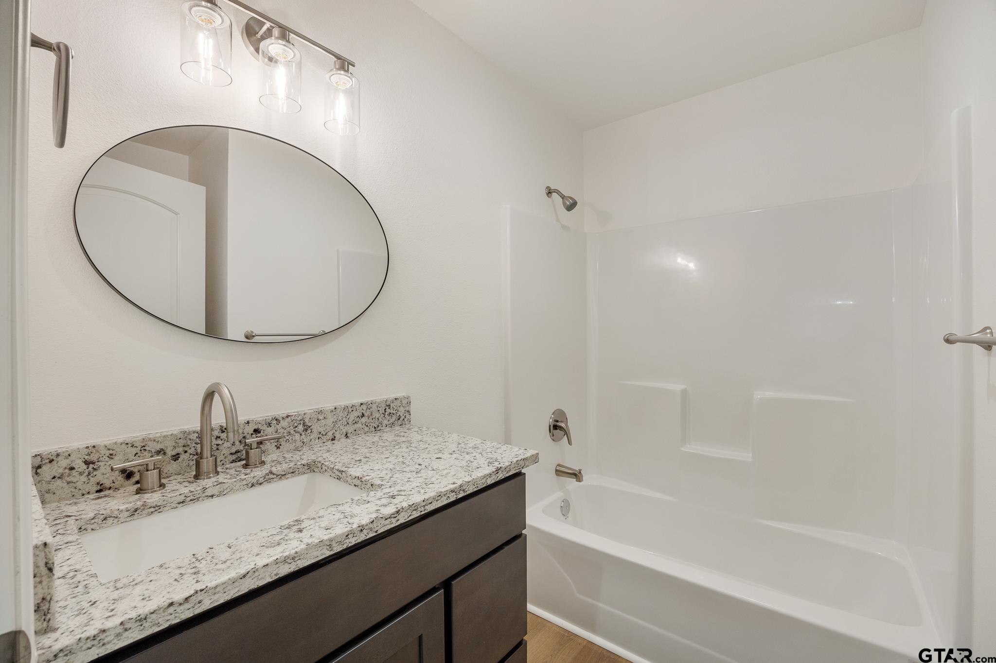 Bullard, Texas 75757, United States, 3 Bedrooms Bedrooms, ,2 BathroomsBathrooms,Residential,Active,182424