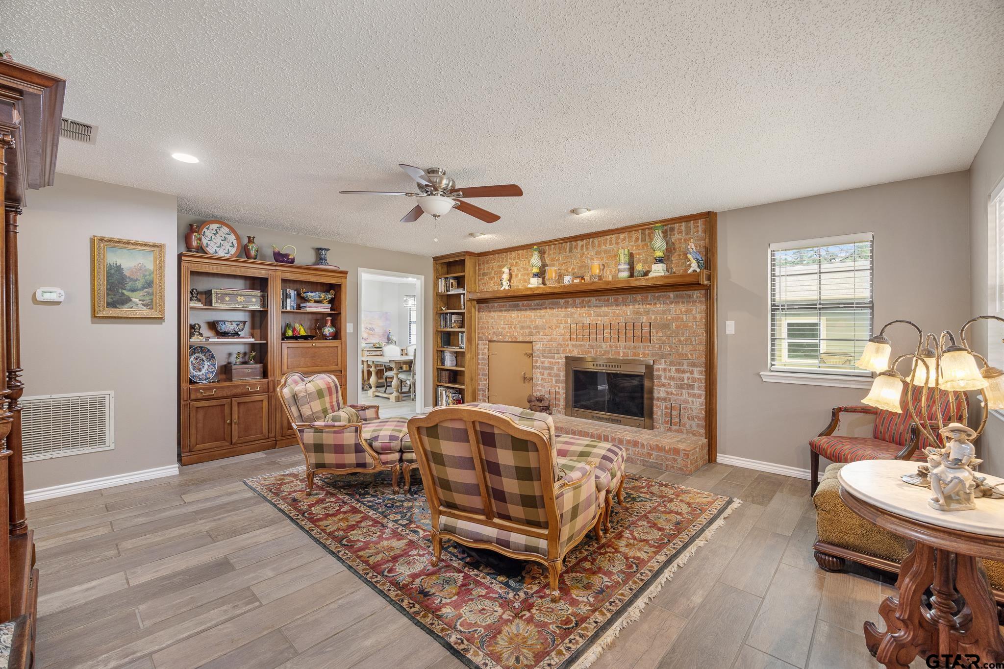 Frankston, Texas 75763, United States, 4 Bedrooms Bedrooms, ,3 BathroomsBathrooms,Residential,Active,90412