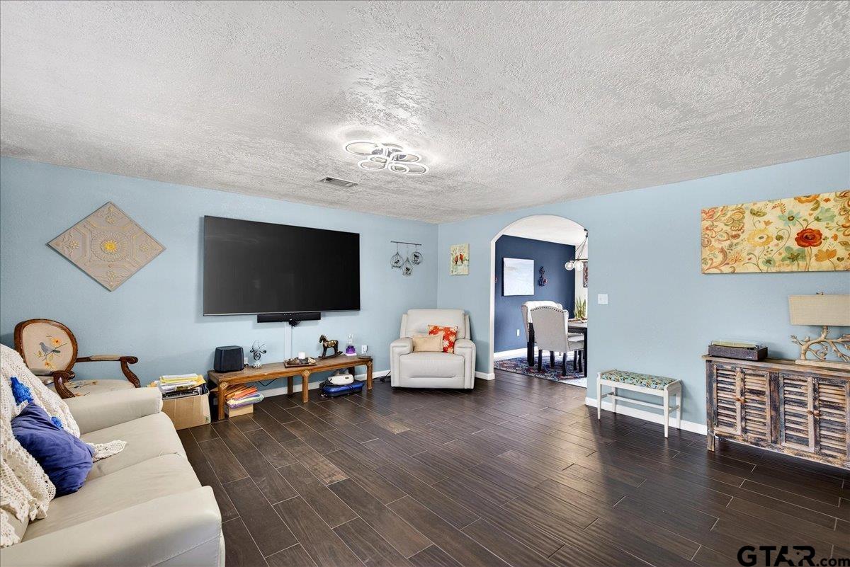 2375 County Road 3282